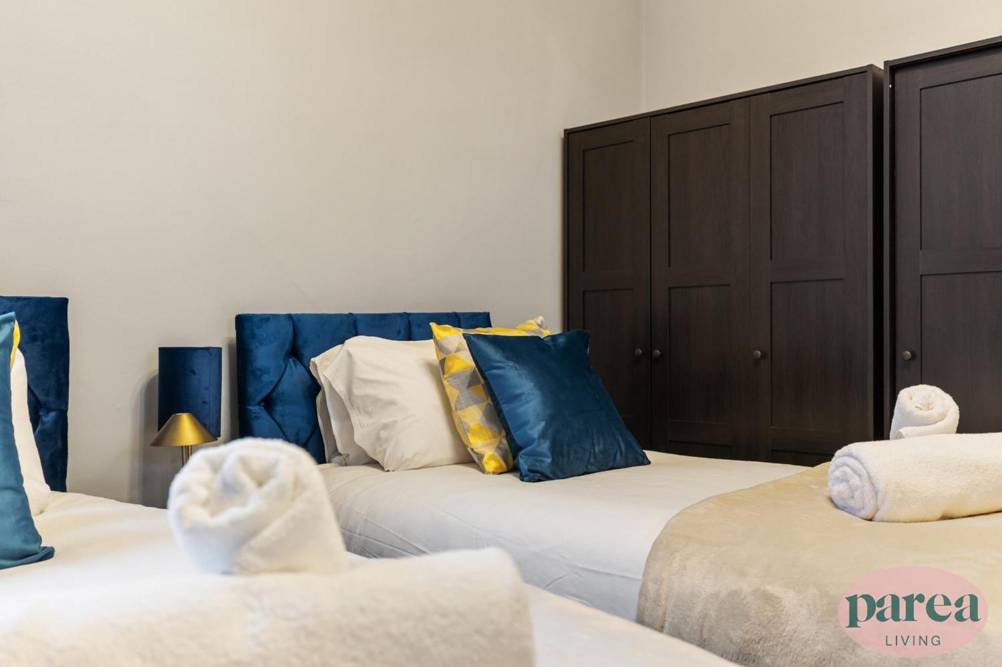 Parea Living - Leytonstone, 2-bedroom Serviced Apartment, Free Parking, Remote Working Apartamento