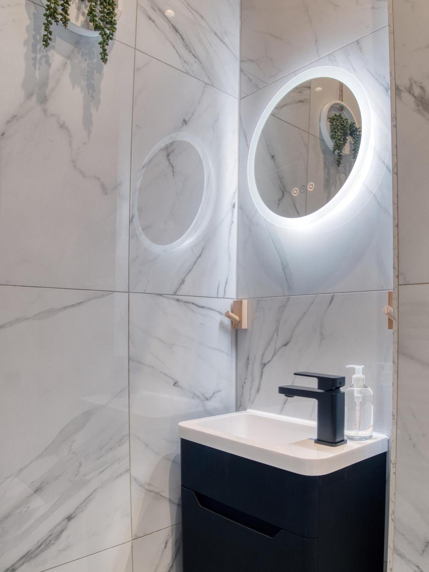 Hammersmith - Hot Tub, Cinema & Gaming Londres