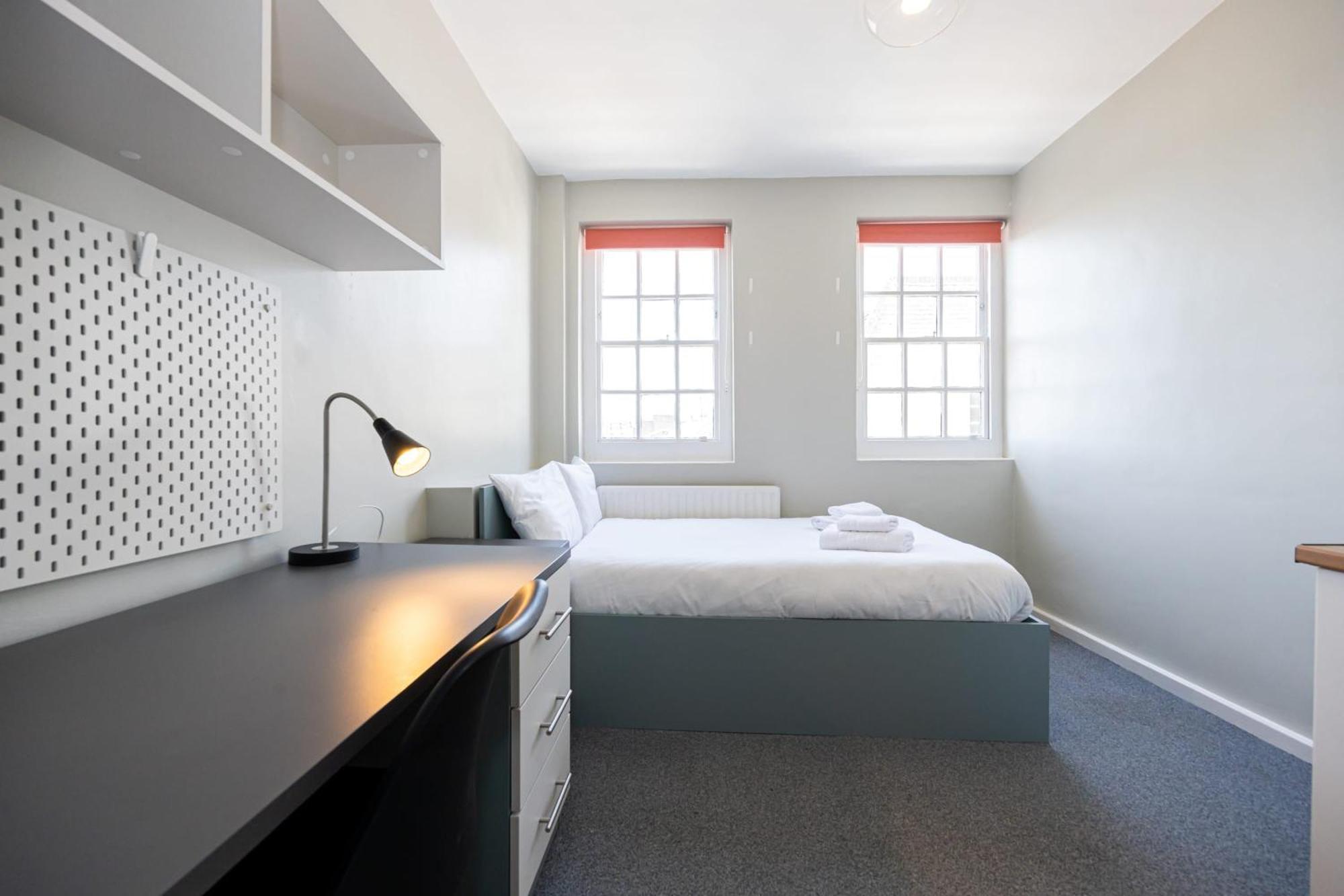 Spacious With Shared Facilities