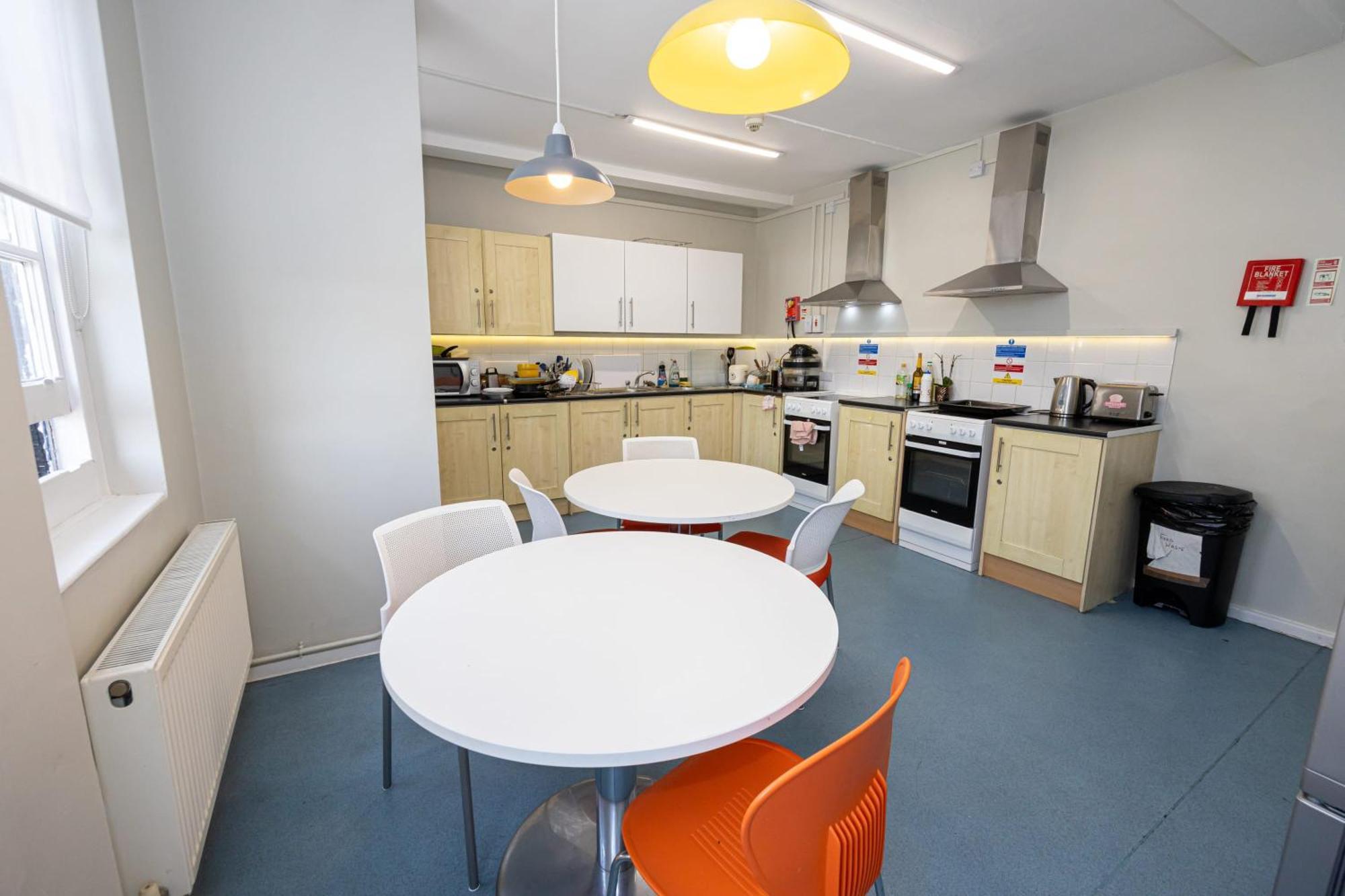 Apartamento Spacious With Shared Facilities *