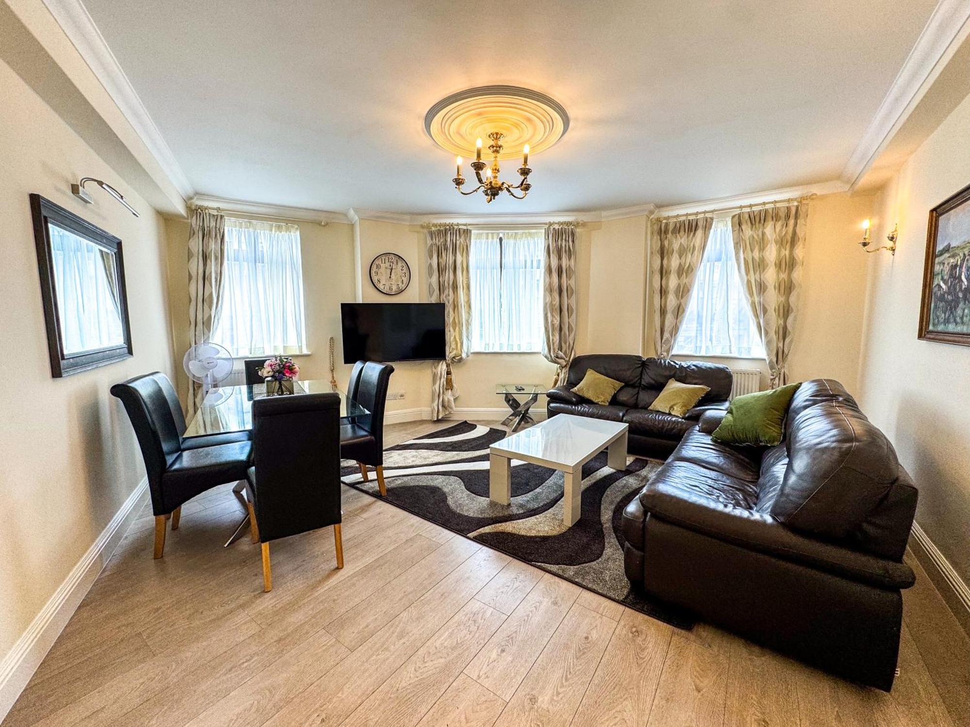 Hyde Park Corner Spacious 2 Bedroom * Londres
