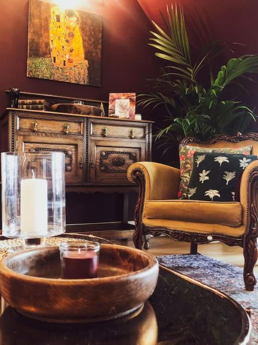 The Sycamore Retreat - Hampstead *
