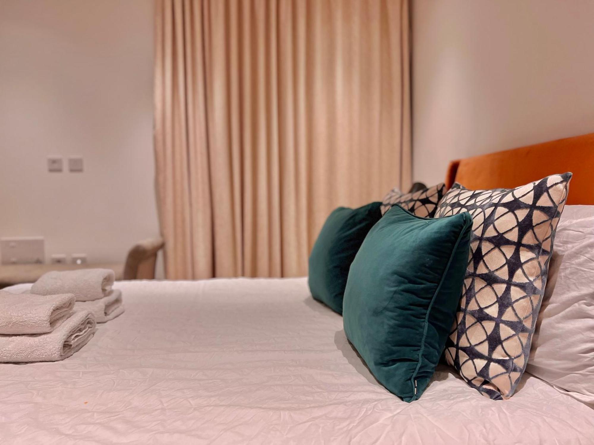 250 Road 2 Bollinder Place Ec1v 2ah 2bed Luxury Apartments-this Is Full Address Apartment *