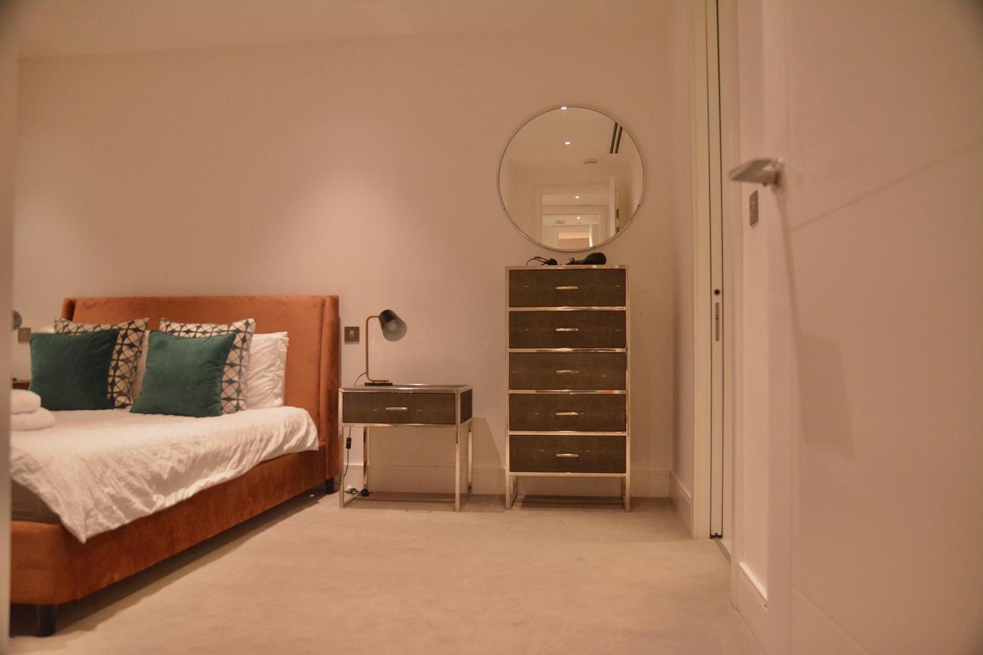 Apartment 250 Road 2 Bollinder Place Ec1v 2ah 2bed Luxury Apartments-this Is Full Address *