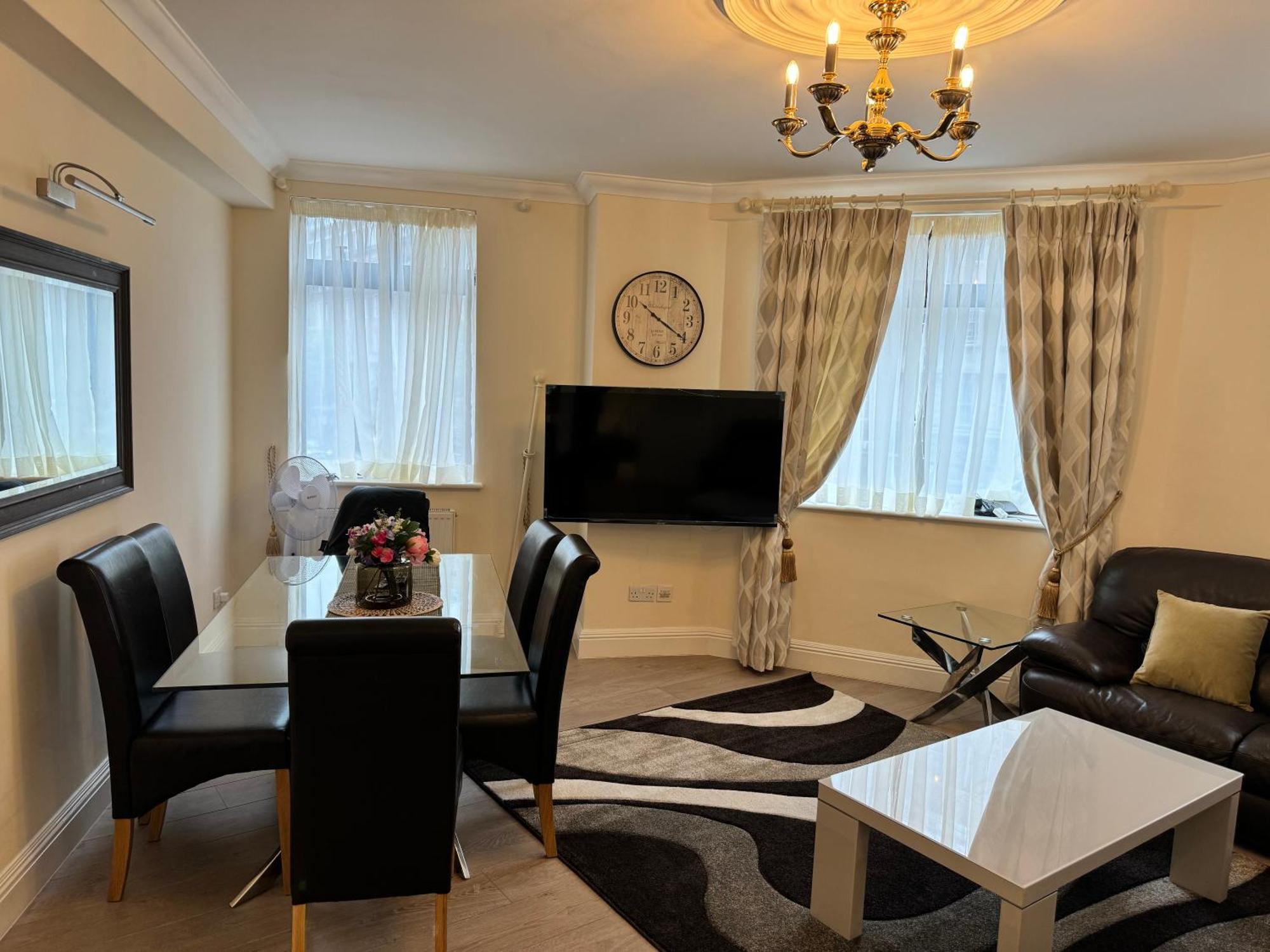 Hyde Park Corner Spacious 2 Bedroom Londres