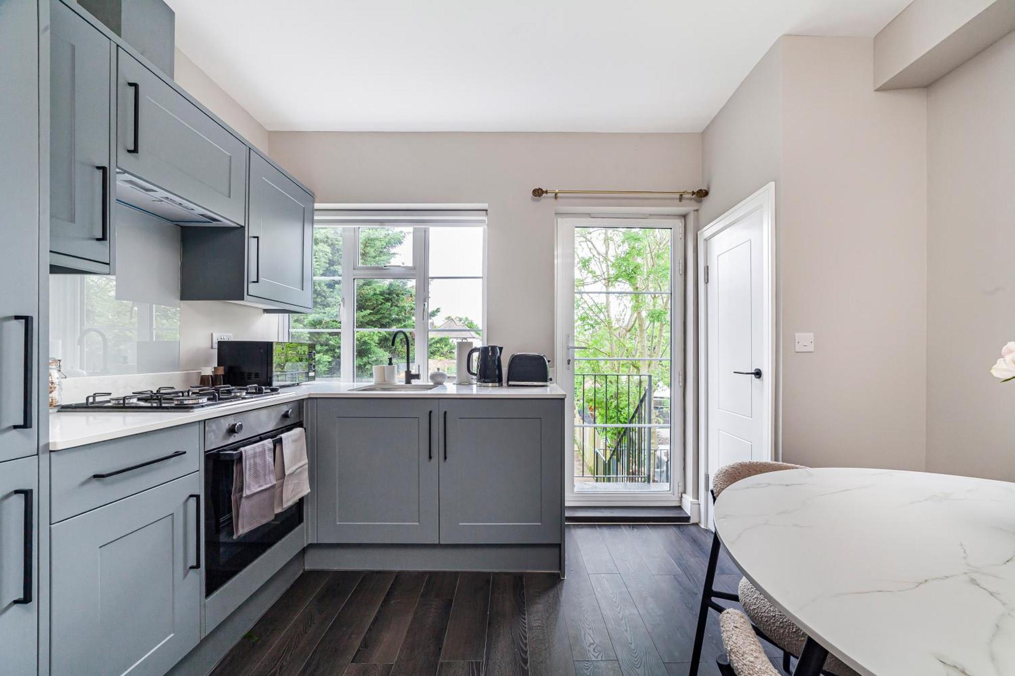 Arte - Serviced For Leisure And Business - Private Parking - 12 Minutes Walking From Wembley Stadium *