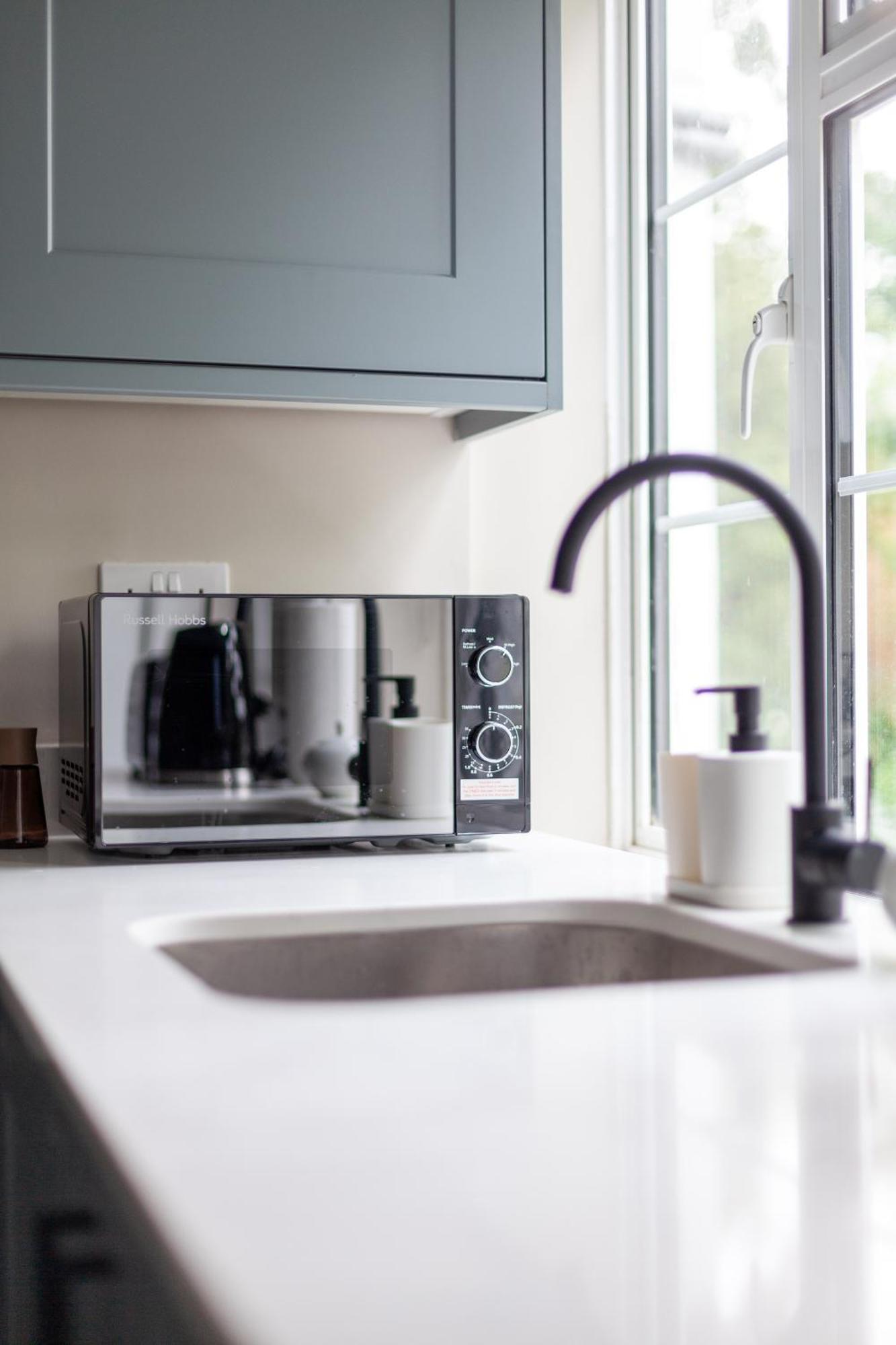 Arte - Serviced For Leisure And Business - Private Parking - 12 Minutes Walking From Wembley Stadium *