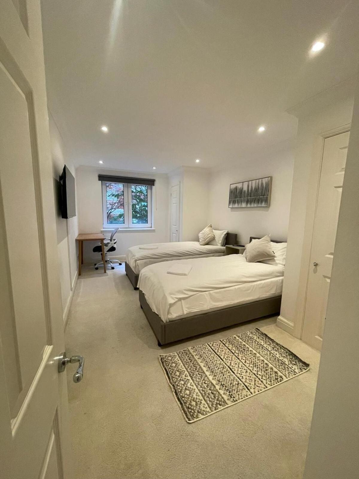 Apartment St Paul's
