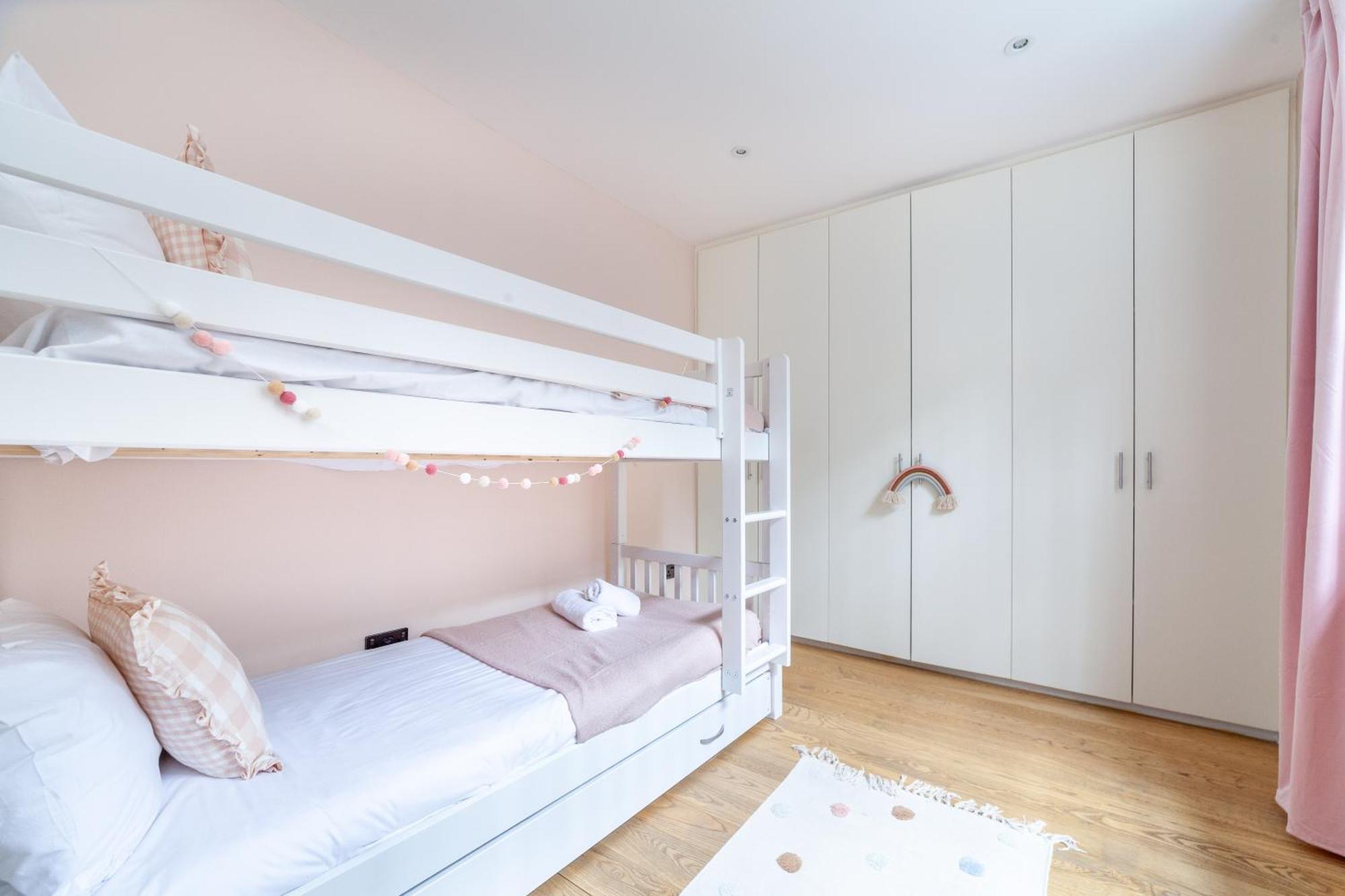 Stylish & Central 2-bed, 2-bath In Notting Hill Apartamento