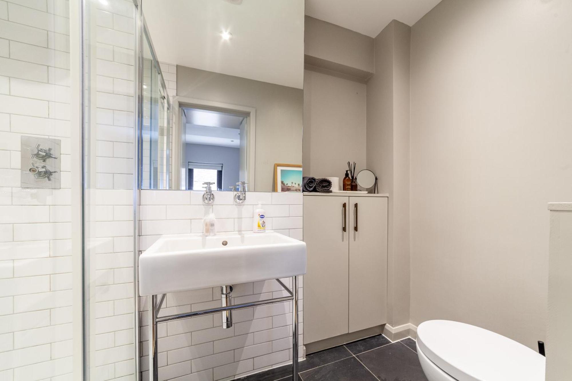 Apartamento Stylish & Central 2-bed, 2-bath In Notting Hill