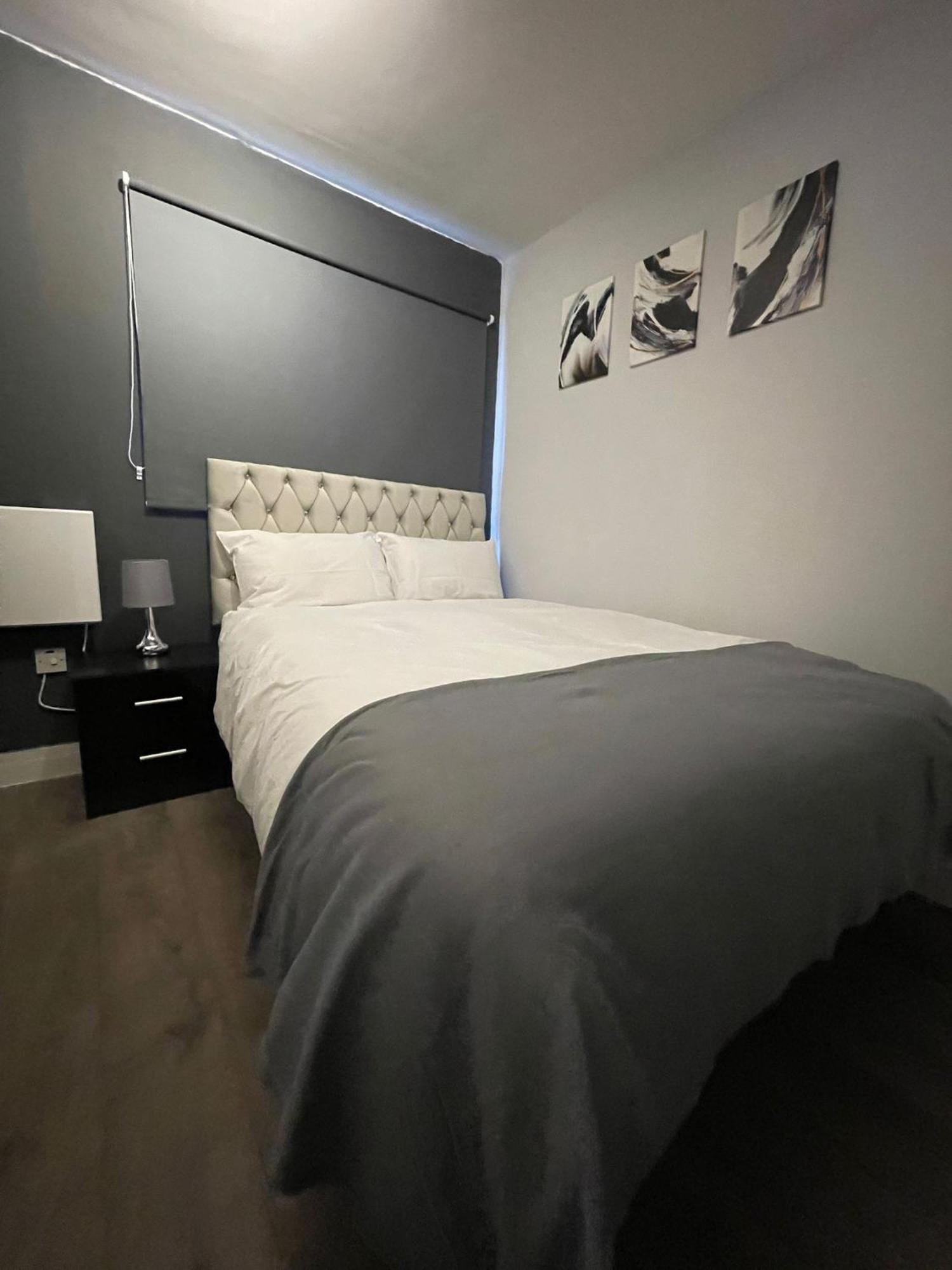 Letzi Private En-suite Near Wembley * London