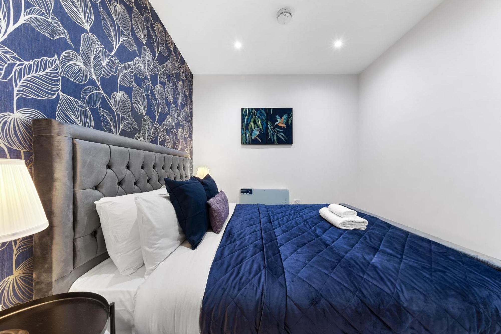 Modern One Bedroom Flat - Sleeps 5 -near Heathrow - Ub3 * Londres