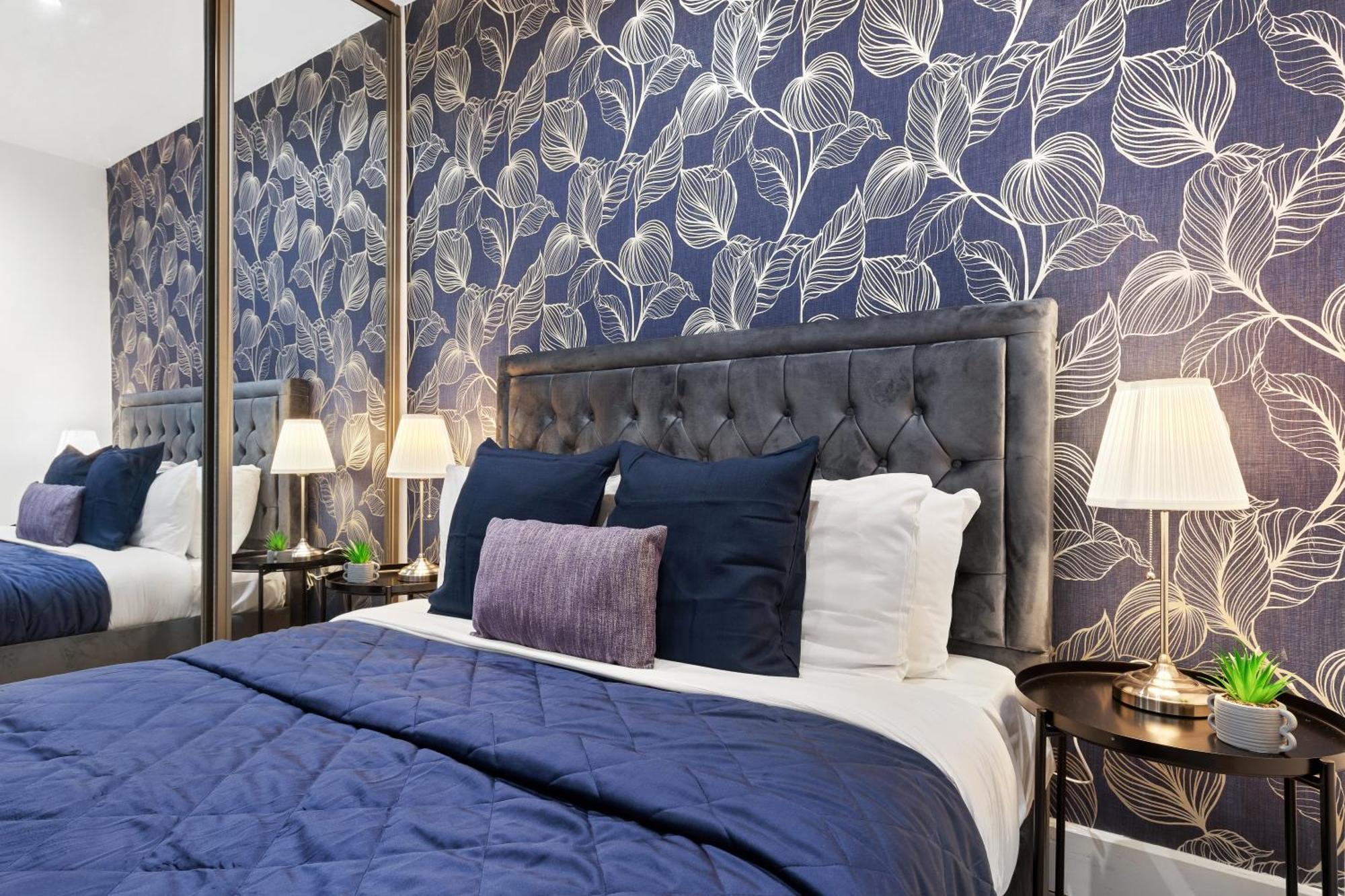 Apartment Modern One Bedroom Flat - Sleeps 5 -near Heathrow - Ub3