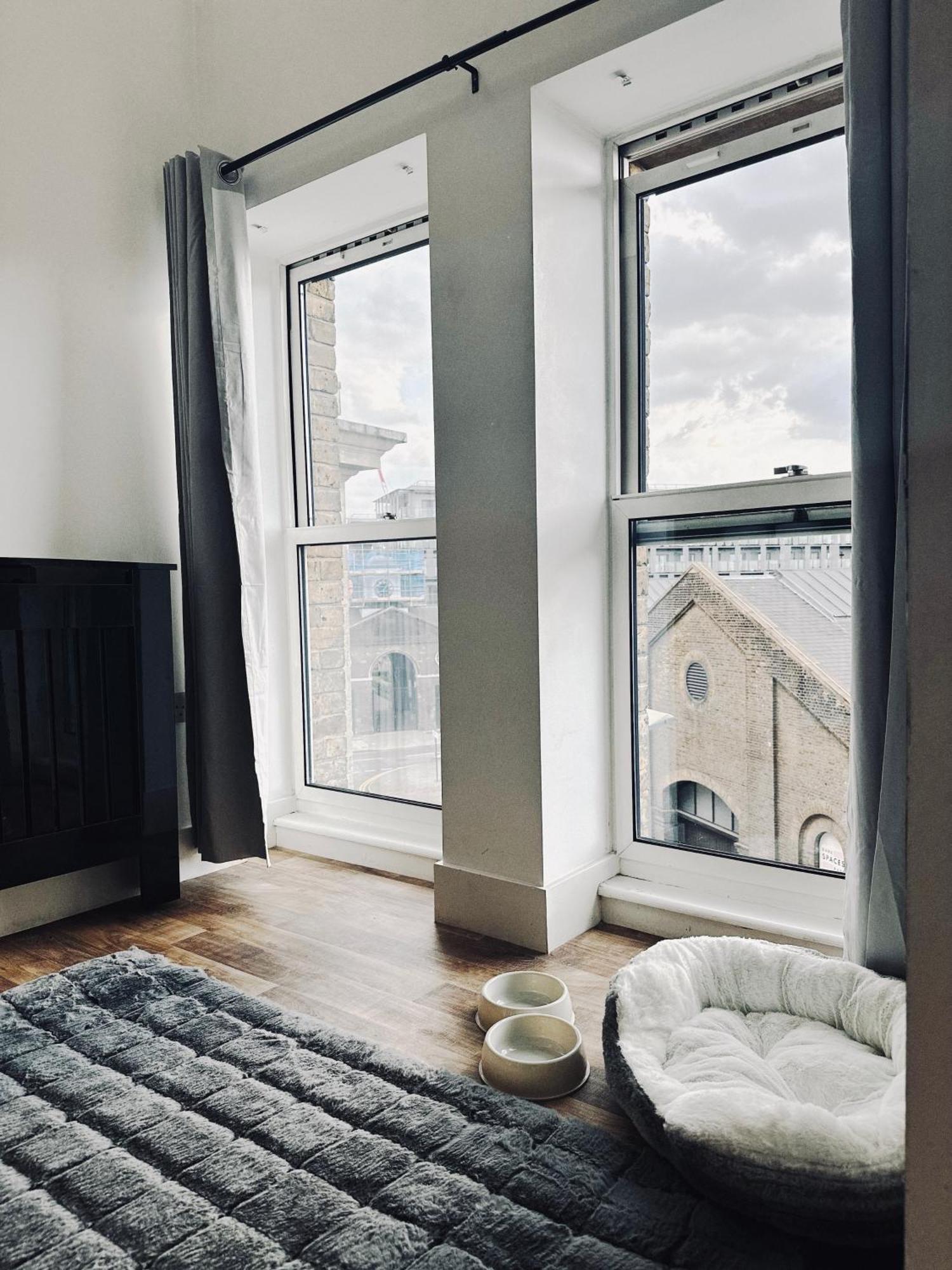 Appartement 25 Percent Off Monthly 2bed Serviced Business & Family Guests Free Wifi & Netflix Sleeps 4! *