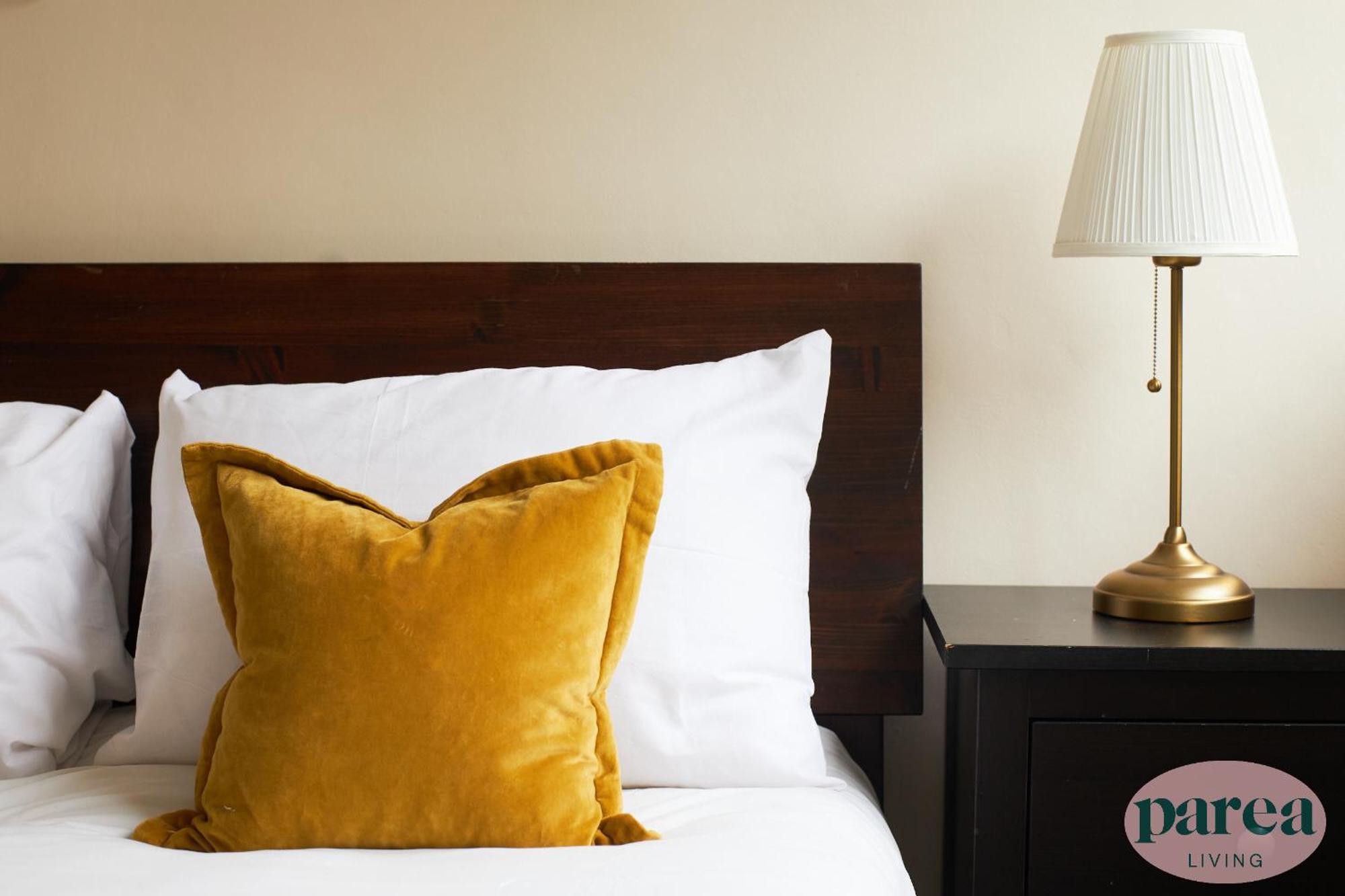 Parea Living - Cosy Flat With Skyline Views Beside Canary Wharf