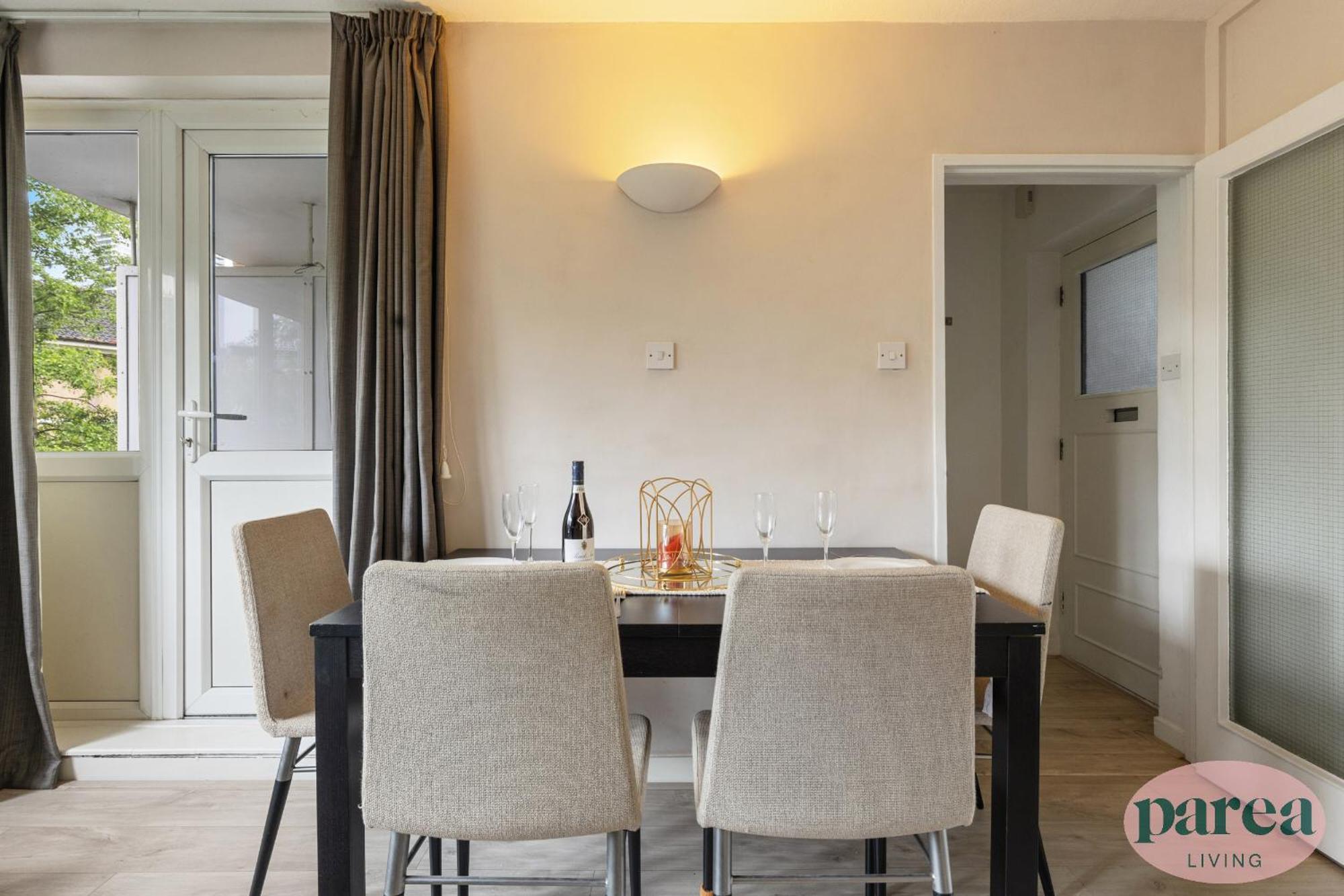 Parea Living - Cosy Flat With Skyline Views Beside Canary Wharf Appartement *