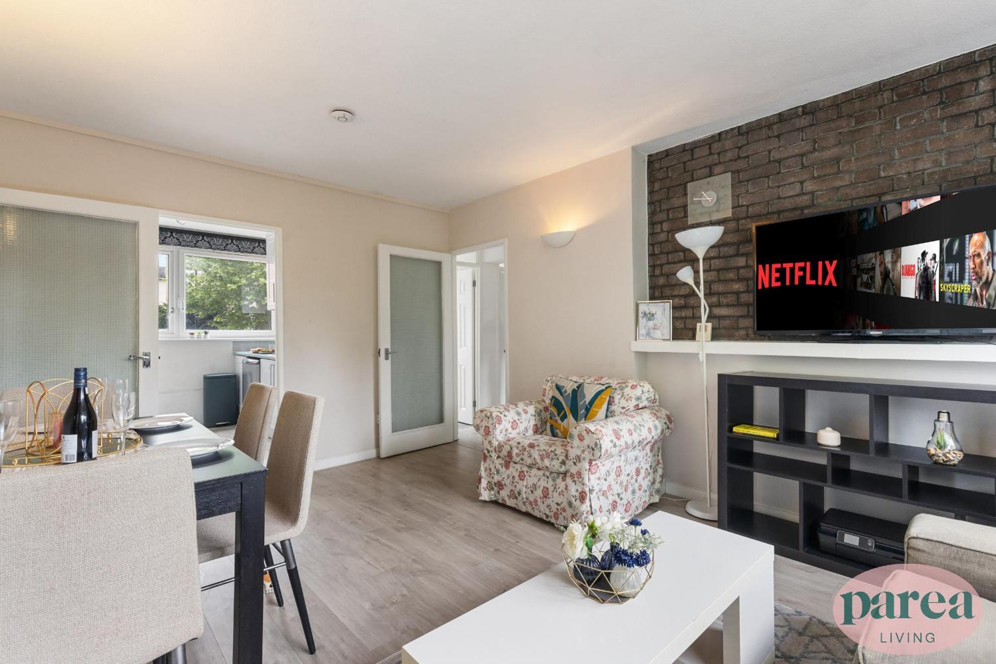 Parea Living - Cosy Flat With Skyline Views Beside Canary Wharf Appartement *
