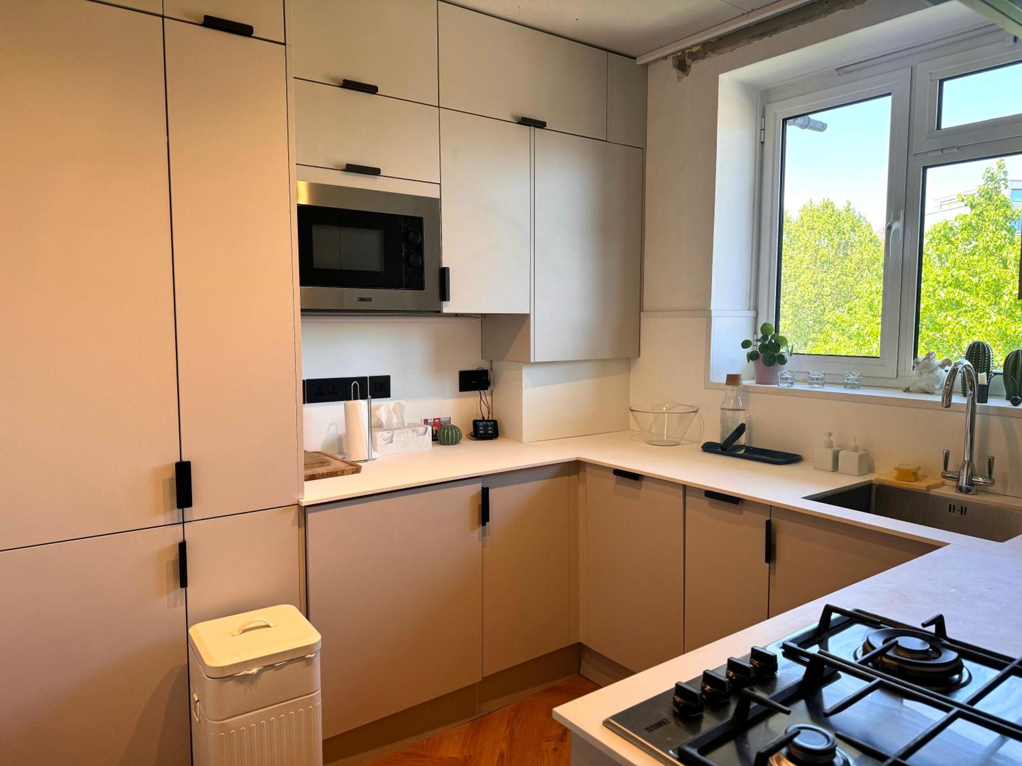 Sunny, Cosy And Central Near Eye Appartement Londen