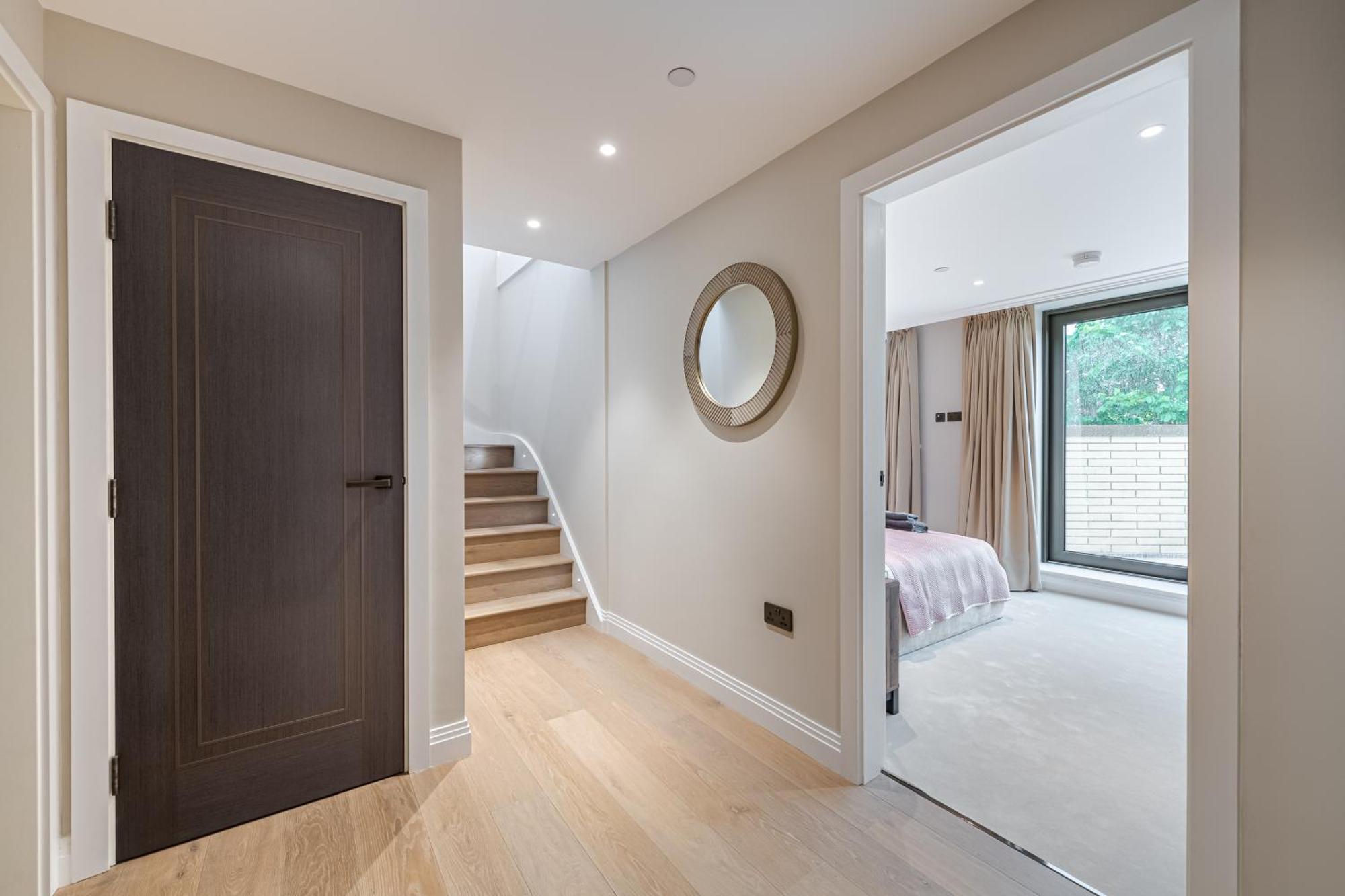 Arcadia Residences - Luxury In Kensington Apartment *