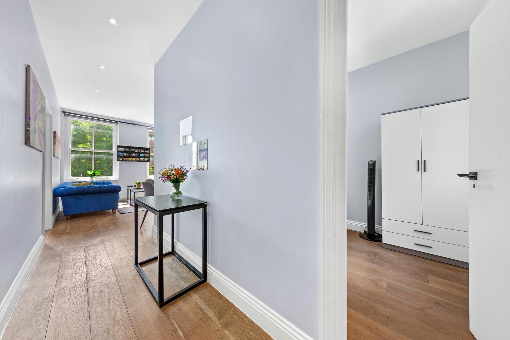 Westminster 2 Bedroom With Ac Sleeps 5 London