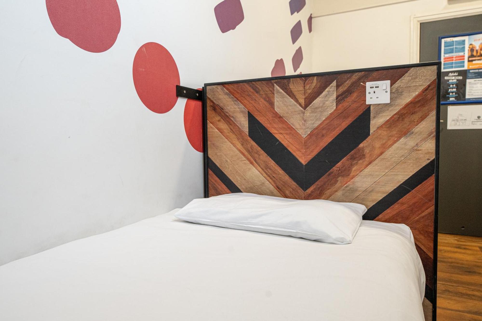 St Christopher's Hammersmith Albergue *