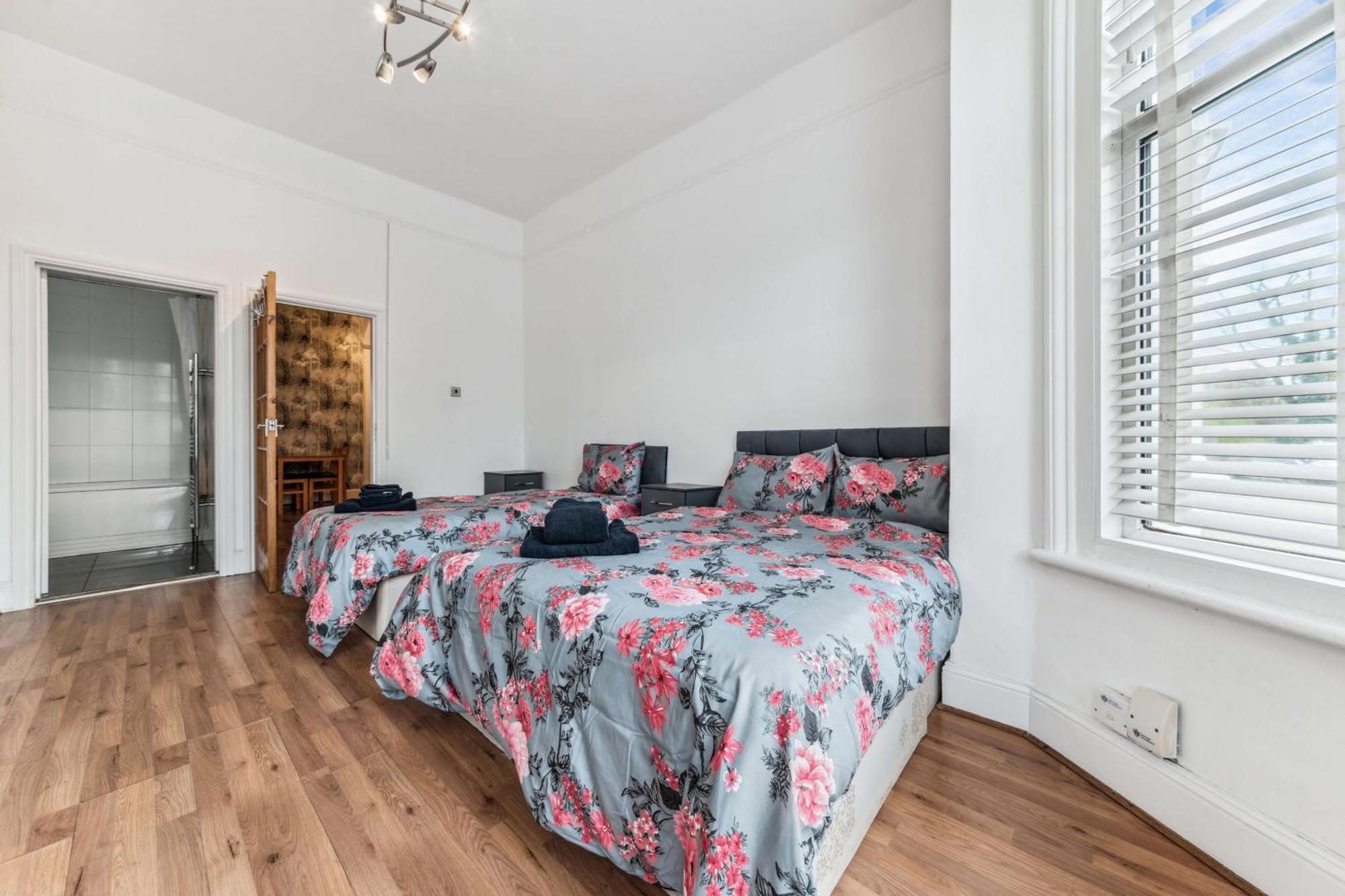 Cozy Wimbledon *