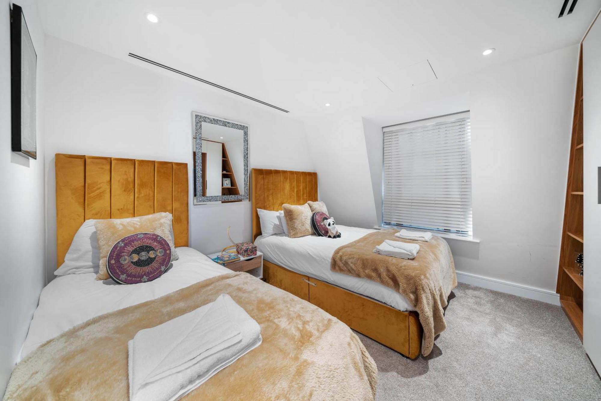 Marble Arch Luxury 3-bedroom Penthouse Haven 73 * London