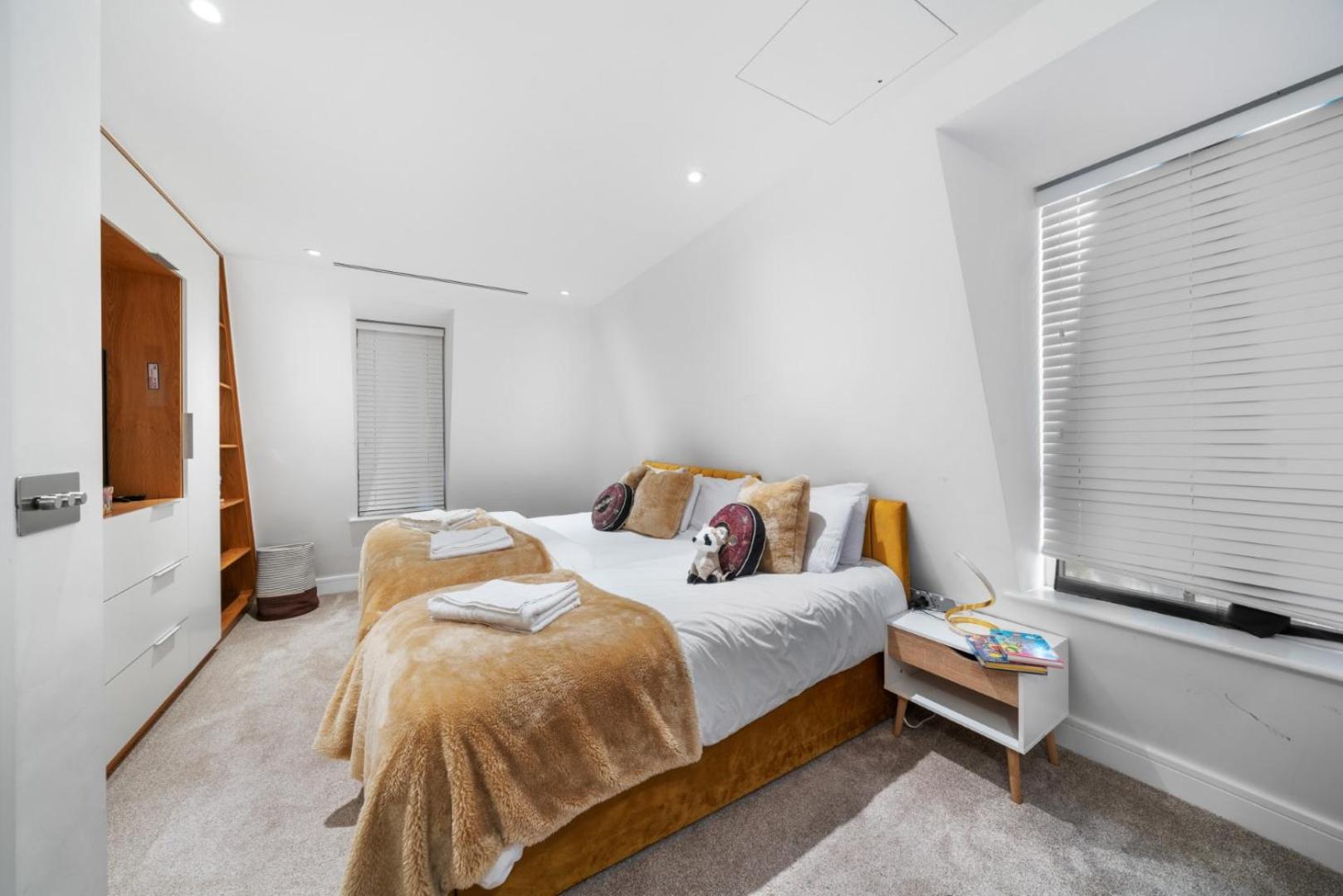 Marble Arch Luxury 3-bedroom Penthouse Haven 73 *