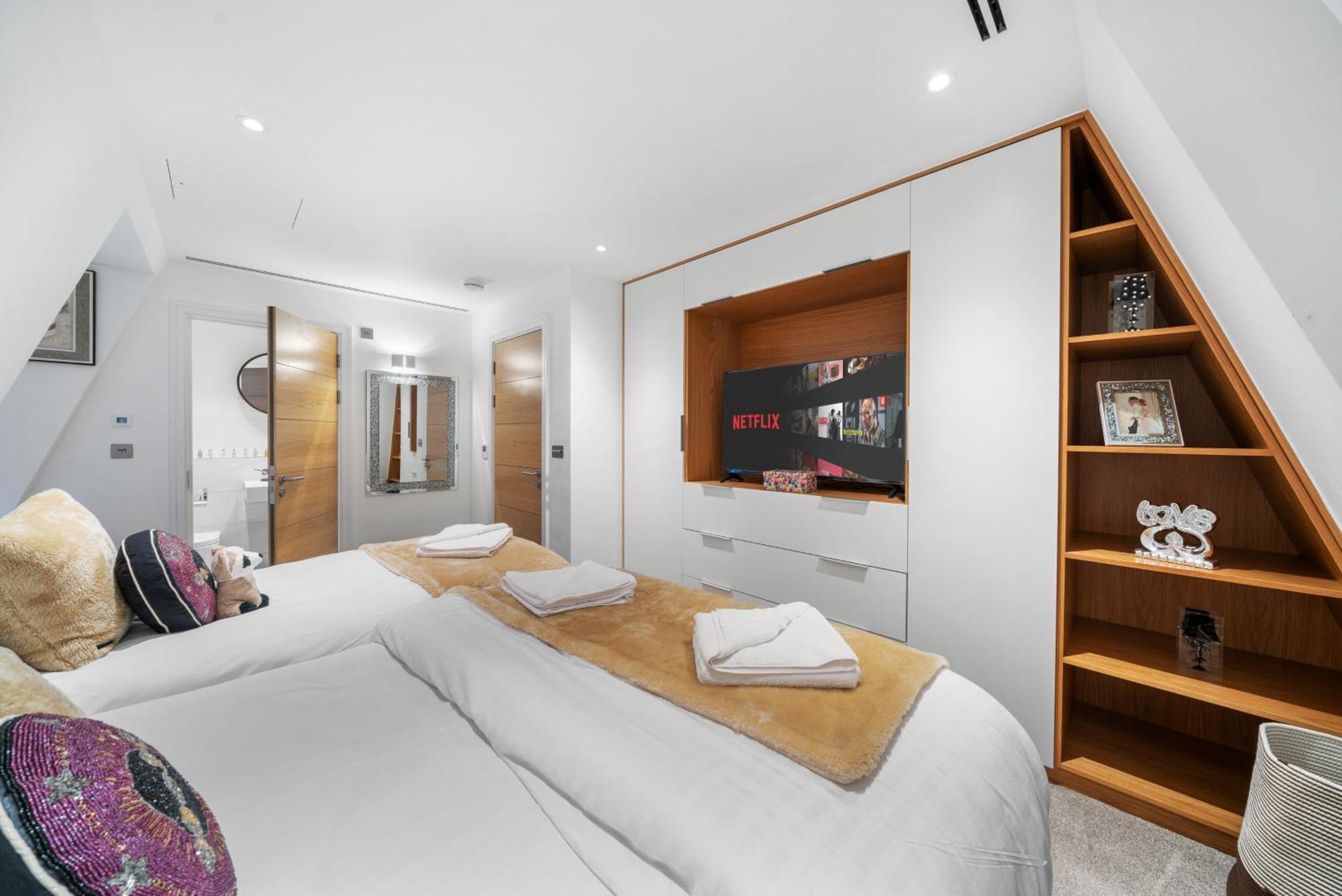 Marble Arch Luxury 3-bedroom Penthouse Haven 73 *
