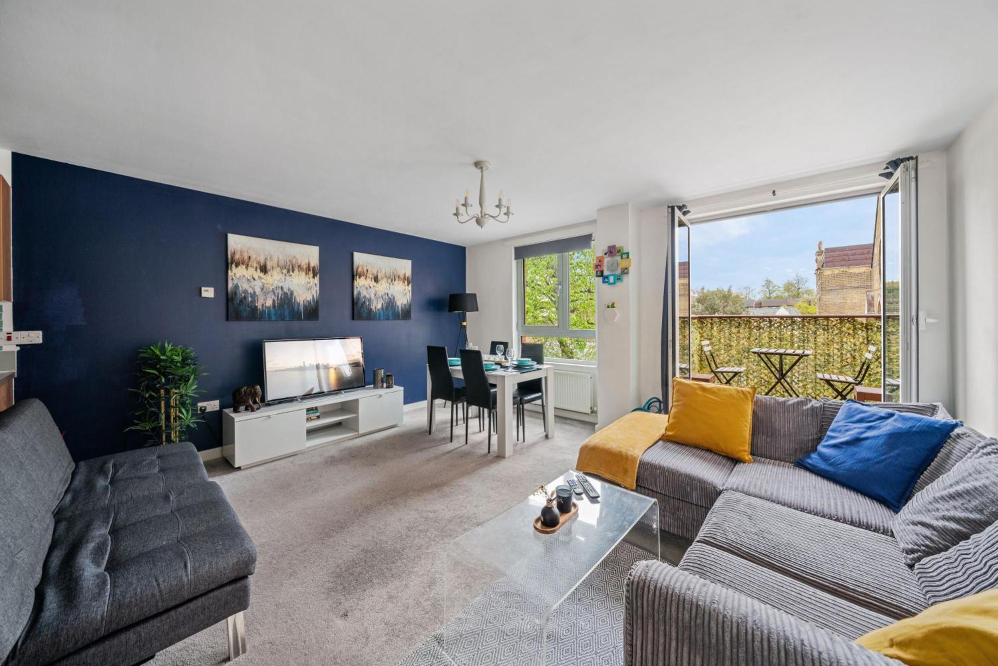 Modern 2 Bedroom In Islington Close To Station