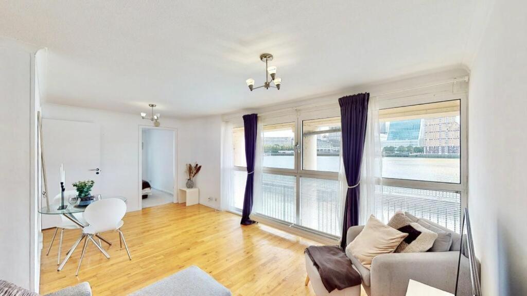 Appartement 85 Tivoli Court, Rotherhithe Street, London, Se16 5ud Londres