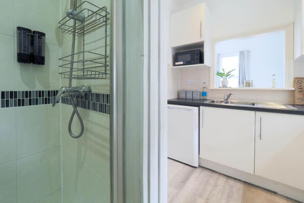Appartement S1 Modern In Kilburn Londres