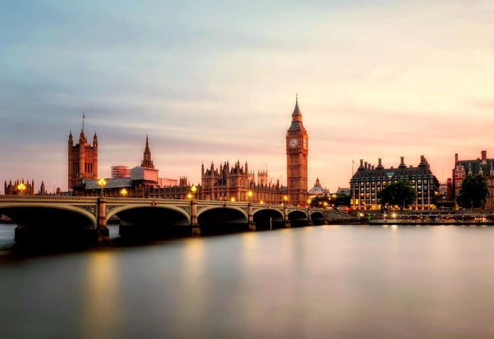 Apartamento Fabulous Flat In Heart Of Londres
