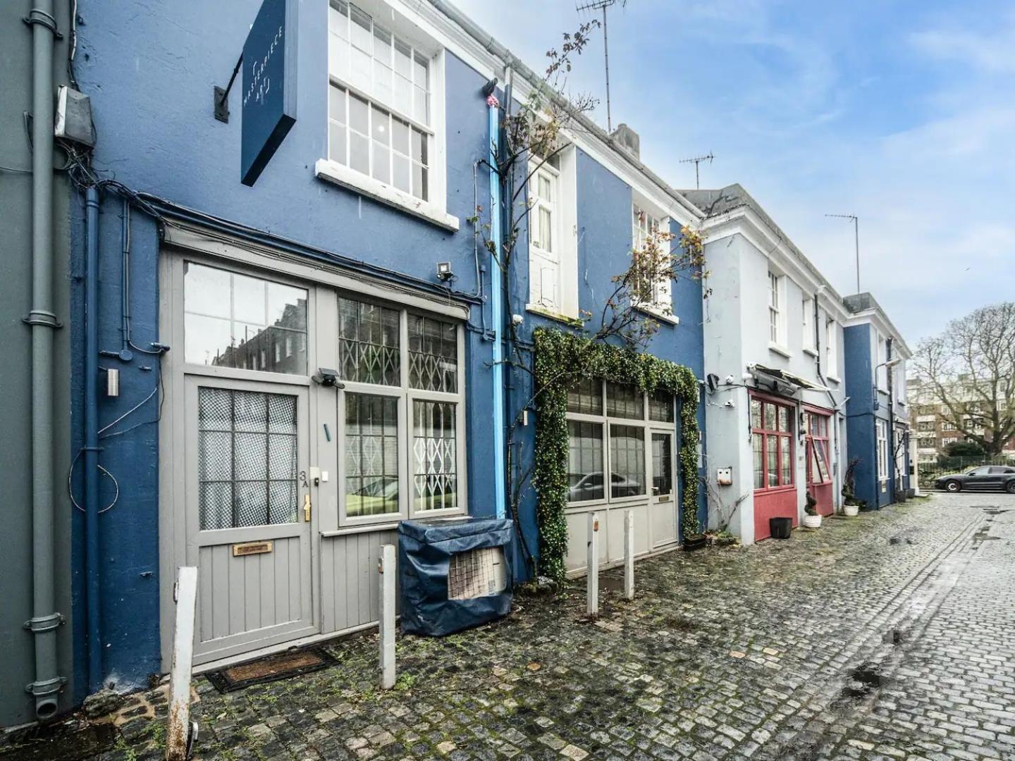 Pass The Keys A Vibrant Characterful Mews House With Air Con Appartement *