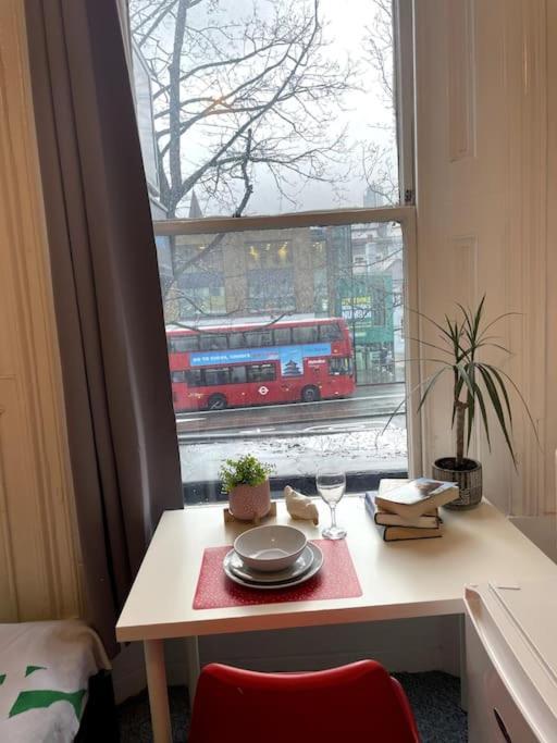 Flat In Heart Of Apartamento Londres