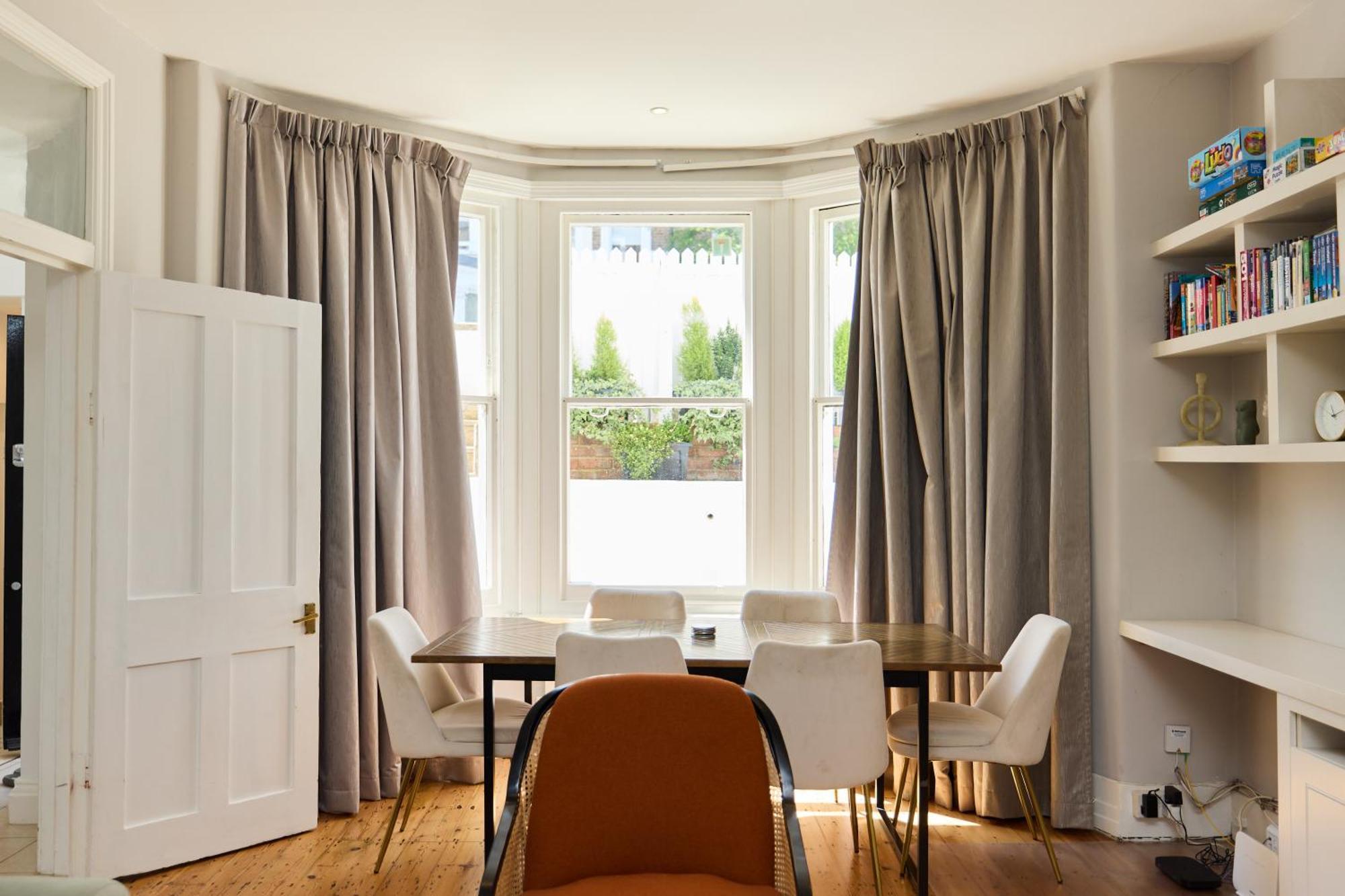 The West Kensington Hideout - Cozy 2bdr Flat With Garden Londres