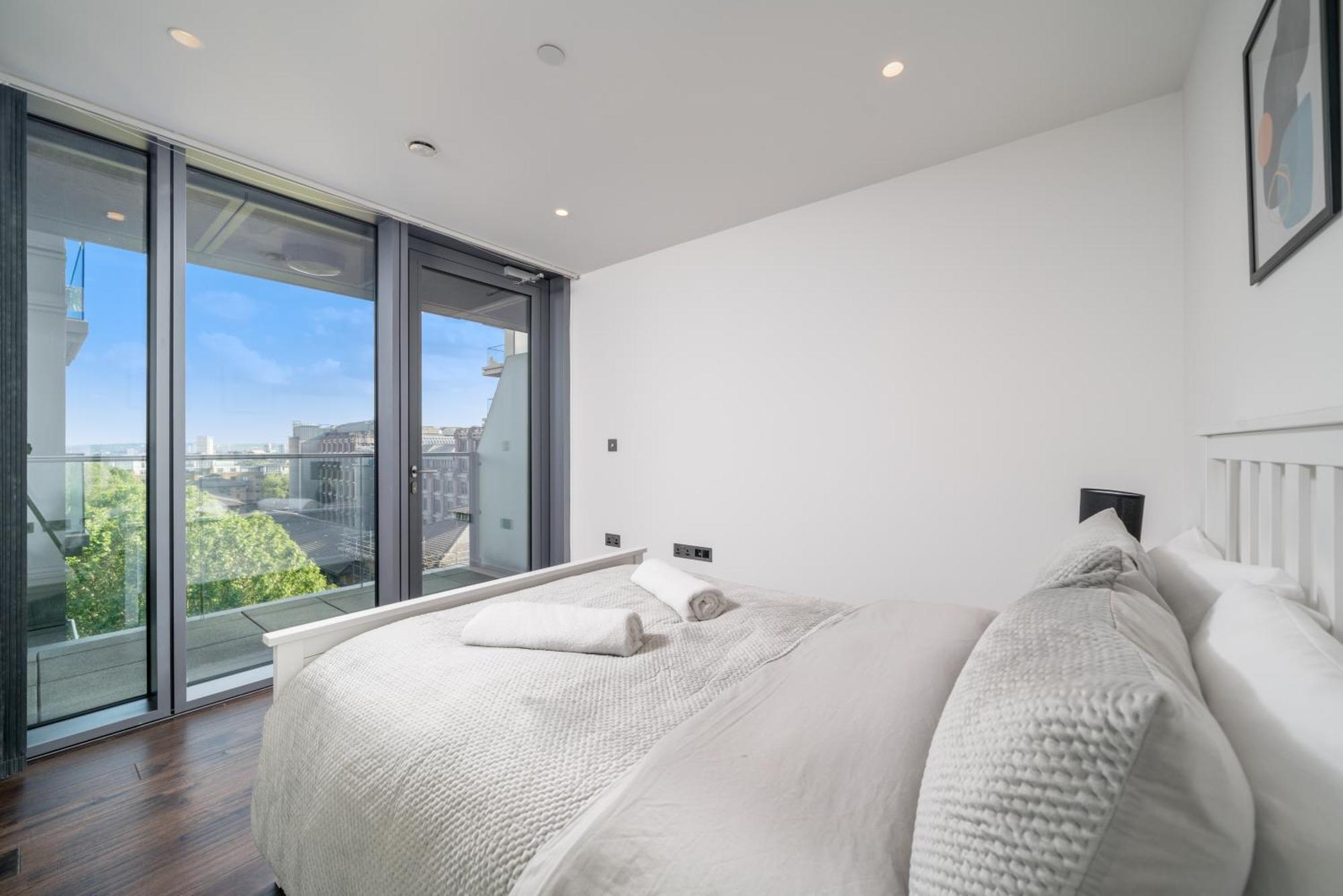 Luxury 1 Bed In Tower Hill