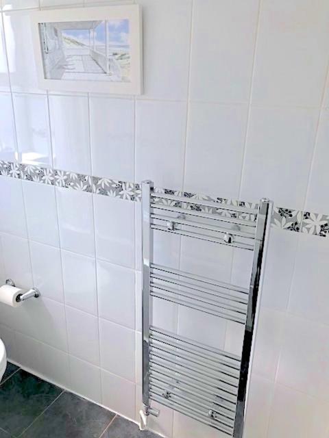 Beautiful 2 Bedroom Wimbledon, 2 Min Walk To Wimbledon Station Appartement *