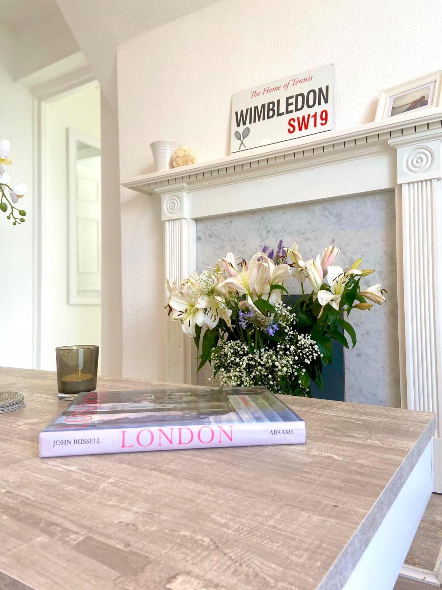 Beautiful 2 Bedroom Wimbledon, 2 Min Walk To Wimbledon Station Appartement Londres