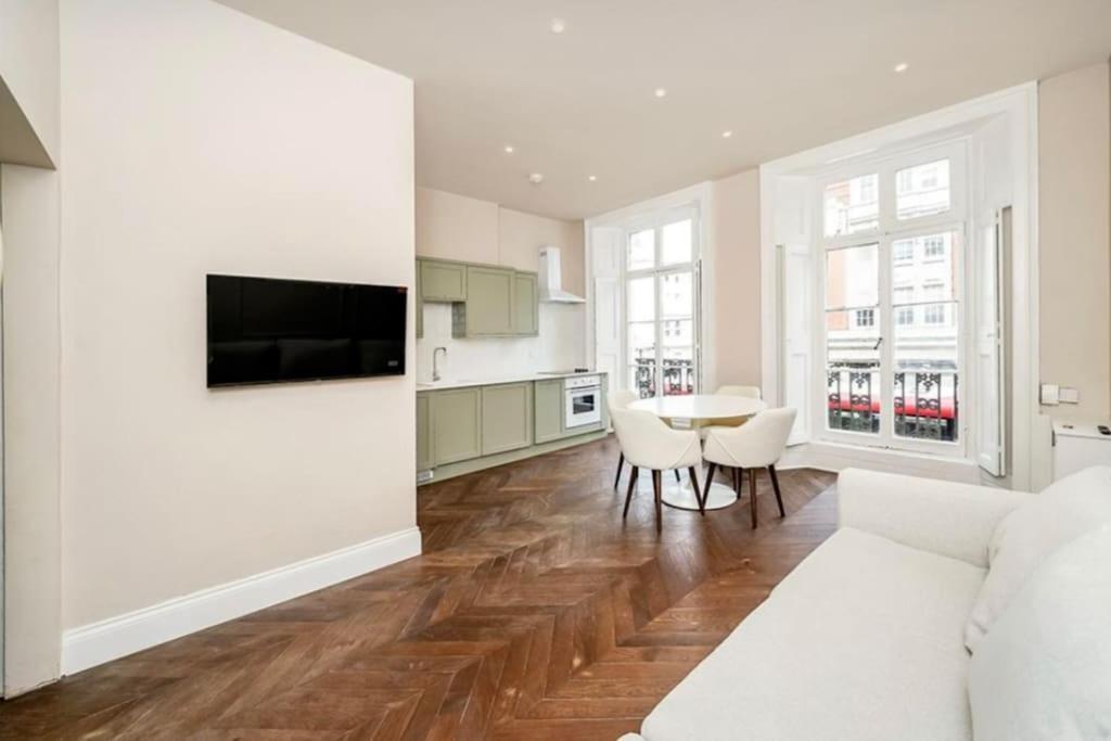 Stylish & Spacious 1 Bedroom Flat In Central Camden Apartment London
