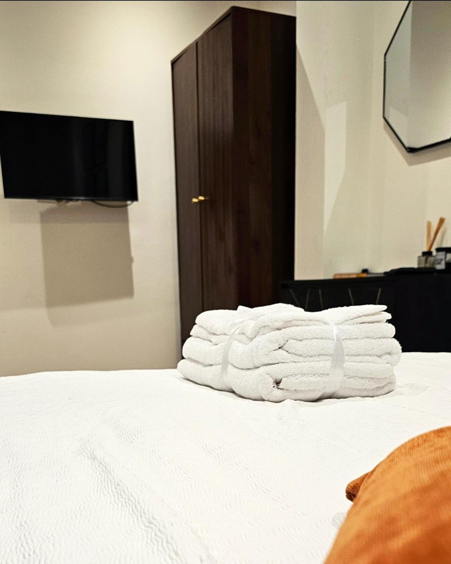 Luxury In Near Buckingham Palace, Big Ben And Eye