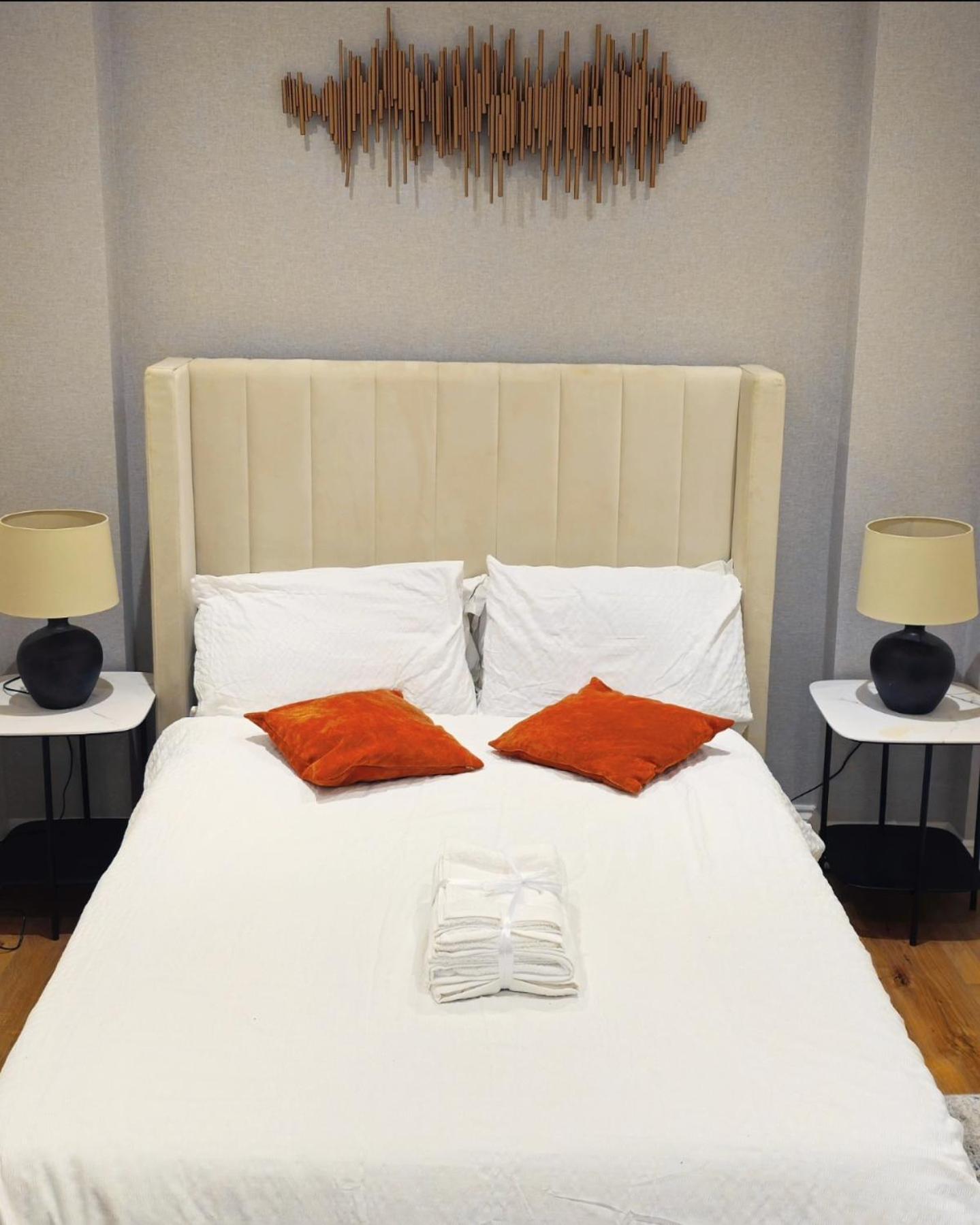 Luxury In Near Buckingham Palace, Big Ben And Eye Apartment London
