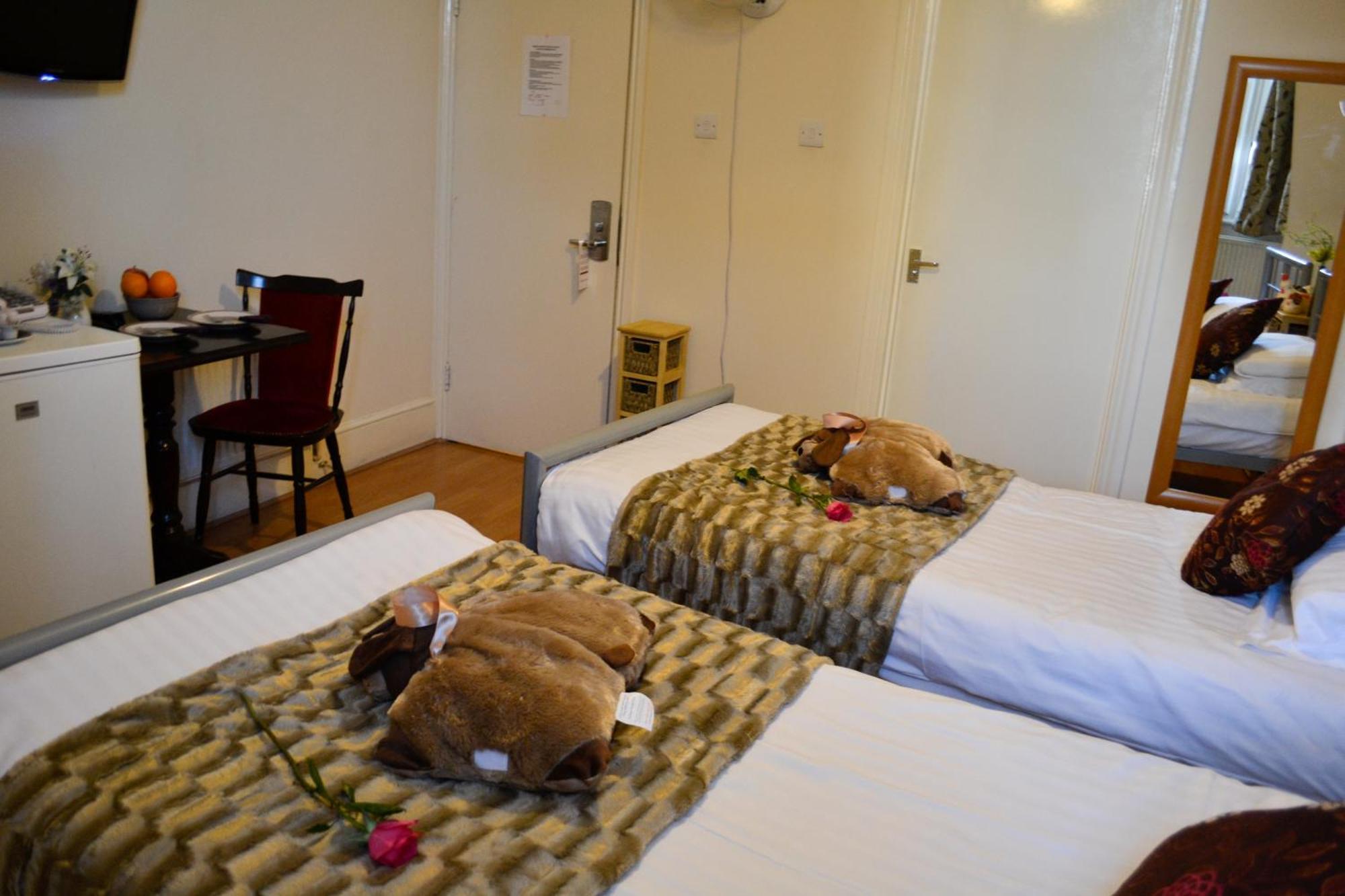 City London Hotel 3*