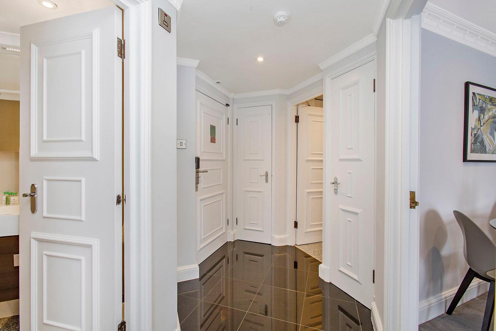 Apart-hotel Mayfair House 5*