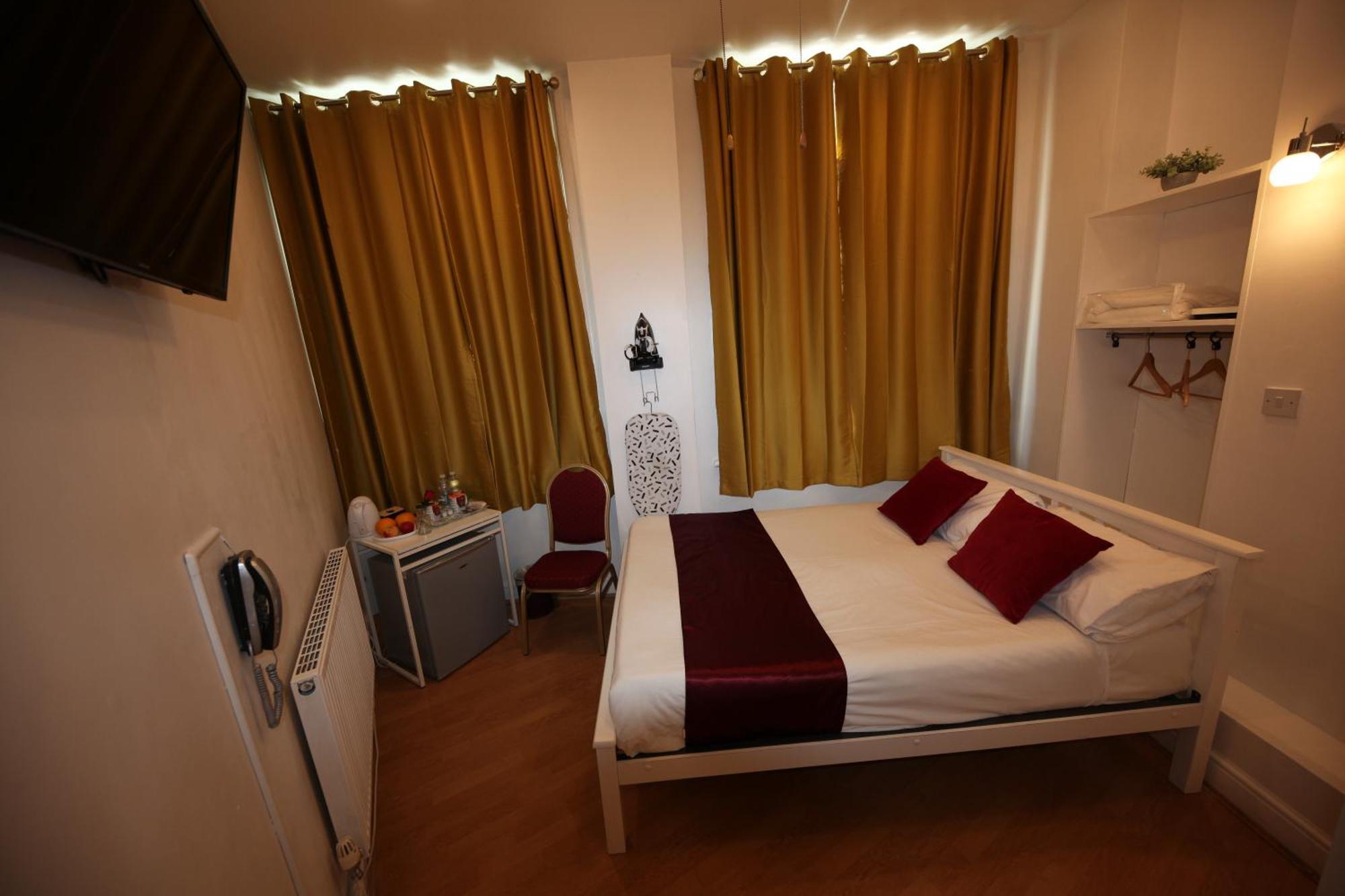 City London Hotel