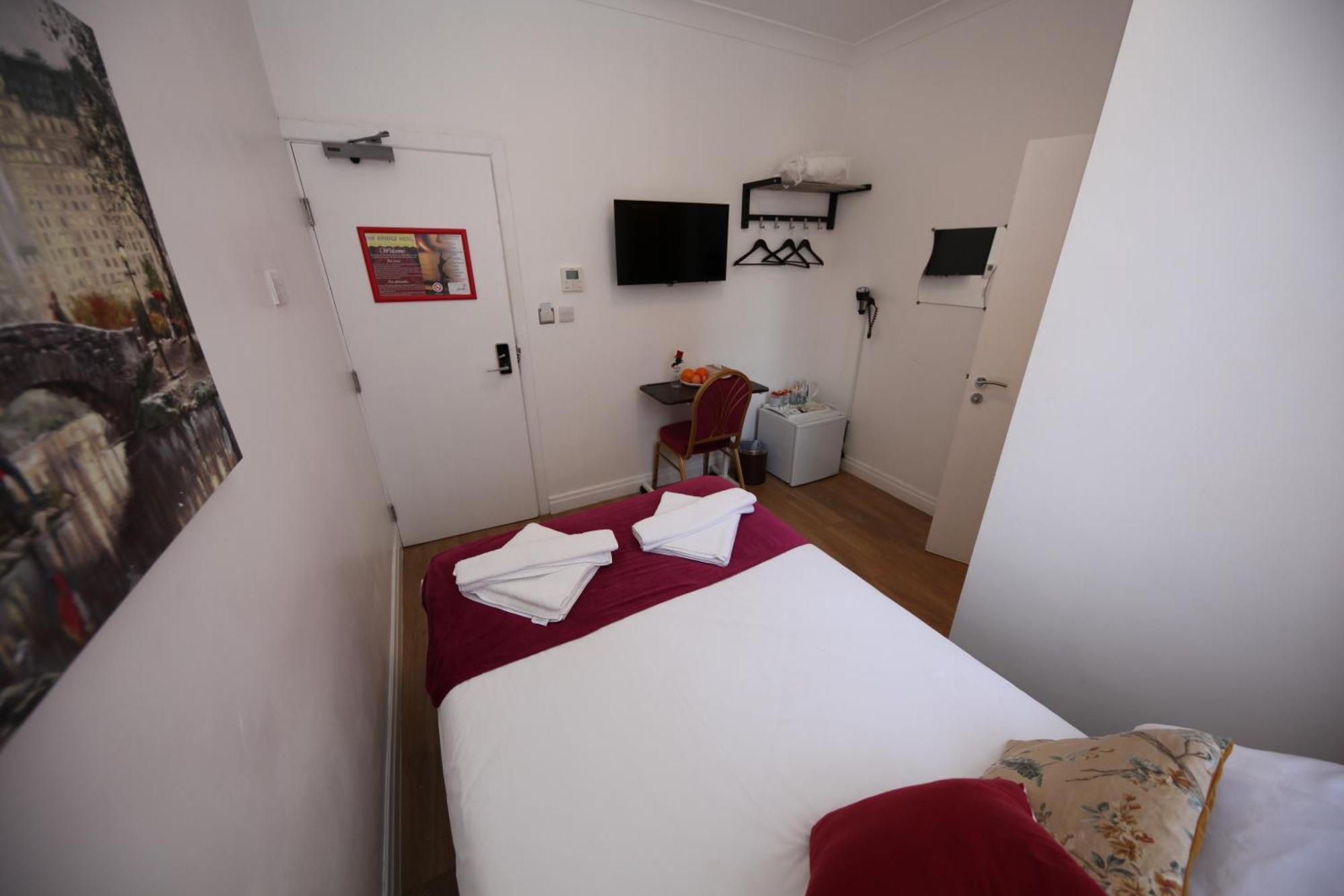 City London Hotel