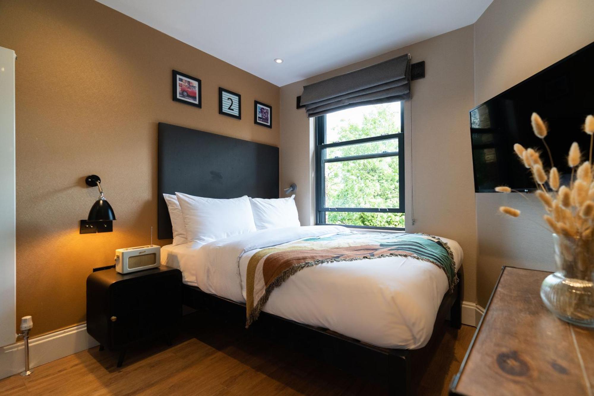 Room2 Hammersmith Hometel