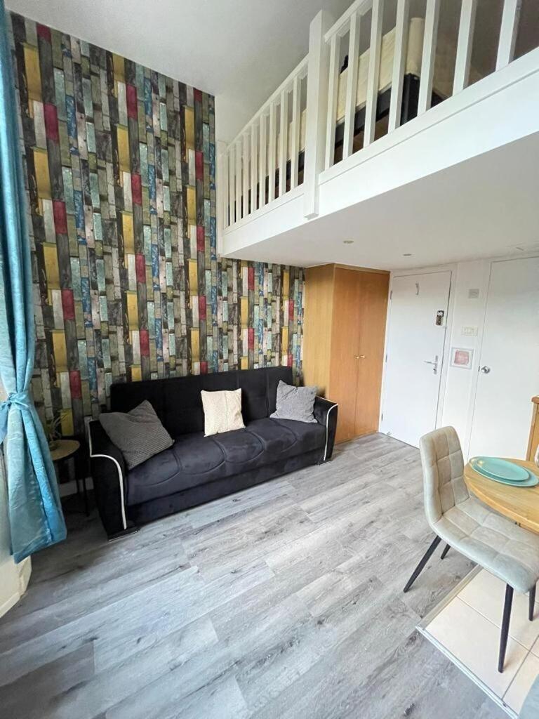 Portobello Road Artistic 'budget' Appartement Londres