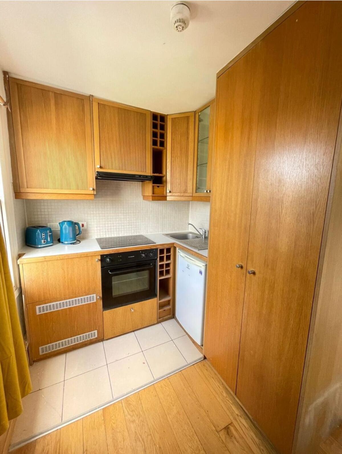 Portobello Road Artistic 'budget' Appartement *