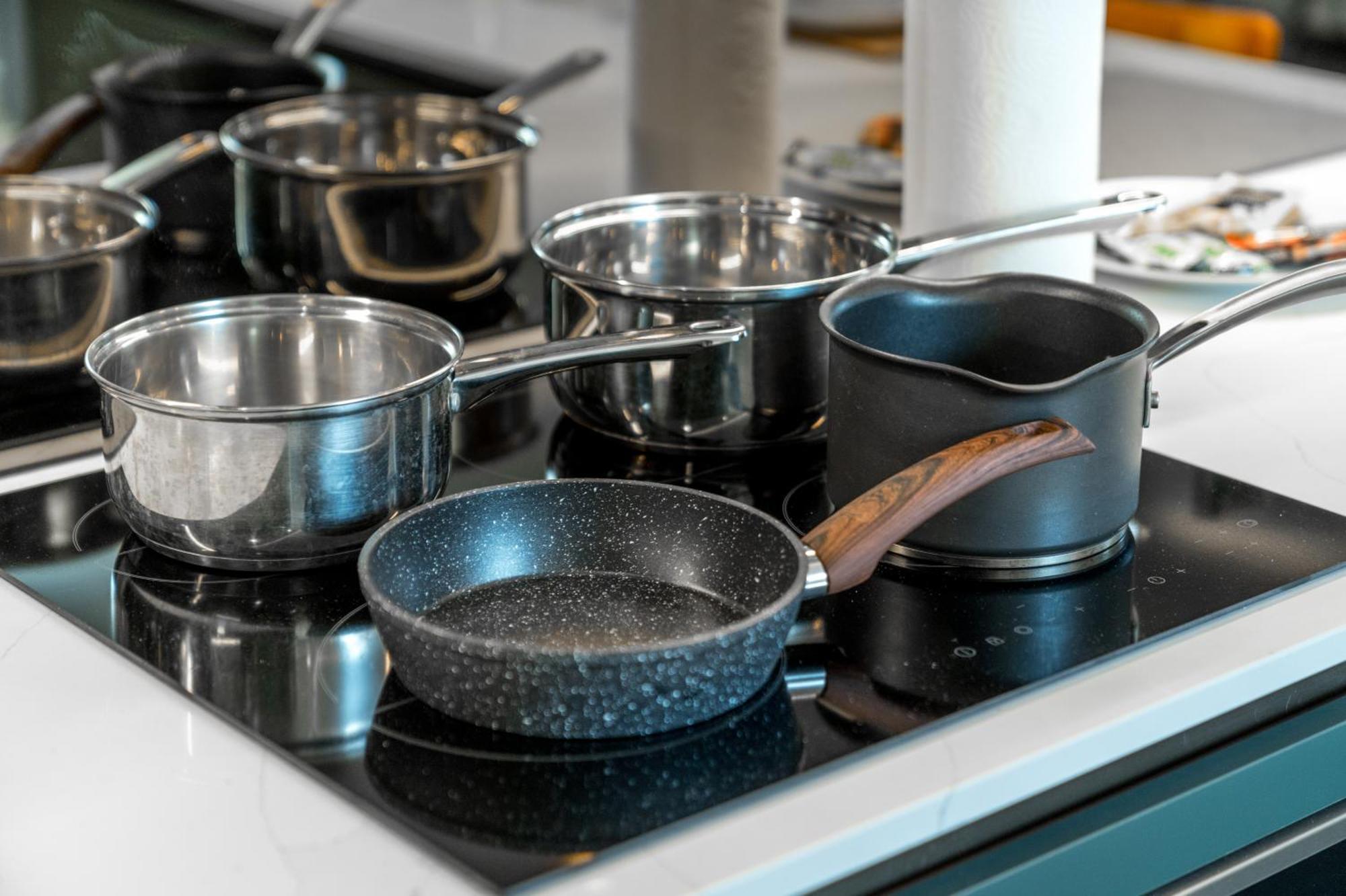 Skyvillion - Cozy Large 4 & 1 Bed In Enfield, Mins To Tube Station, Free Wi-fi Appartement Londres